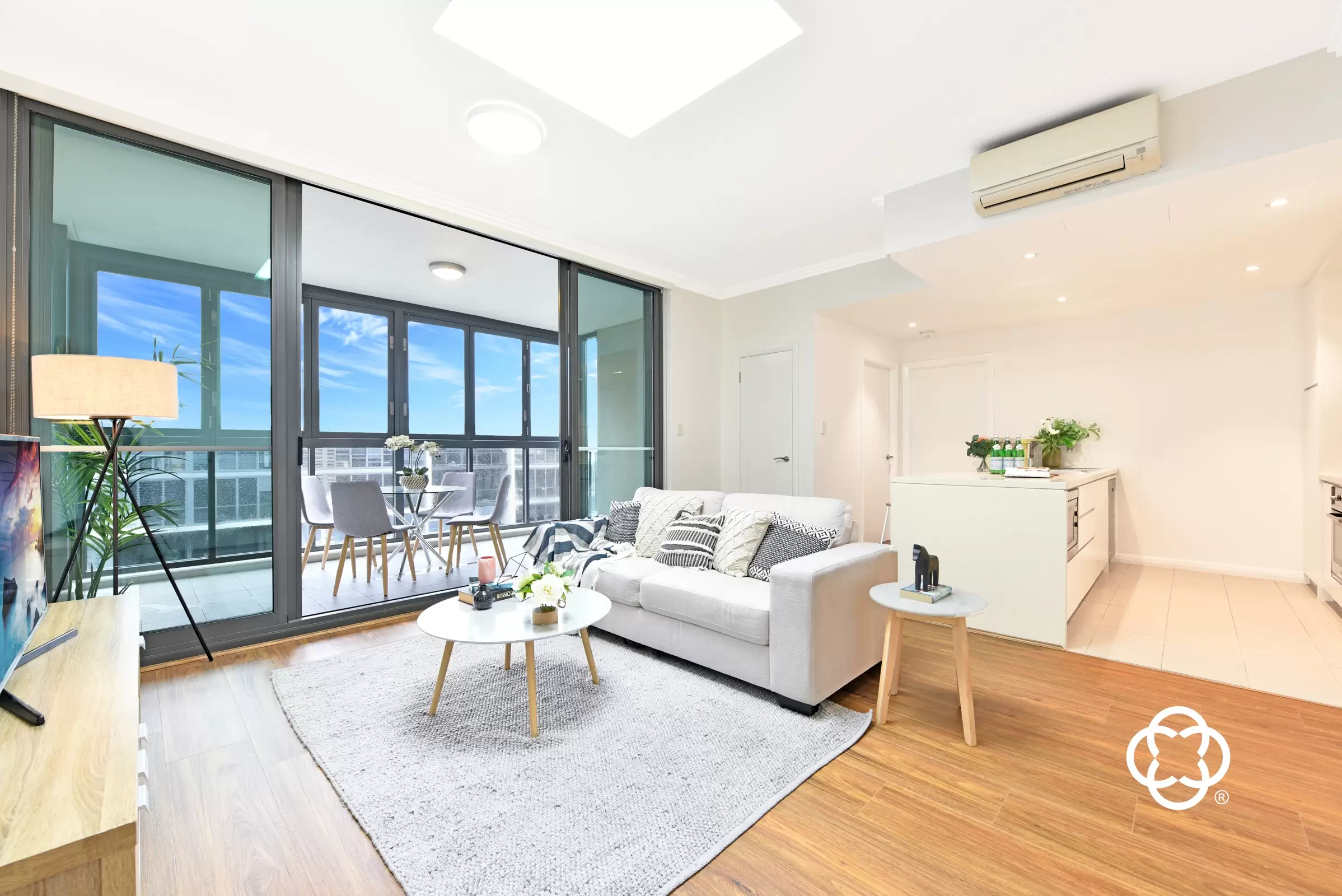 901/1 Footbridge Boulevard, Wentworth Point Leased by Chidiac Realty - image 1