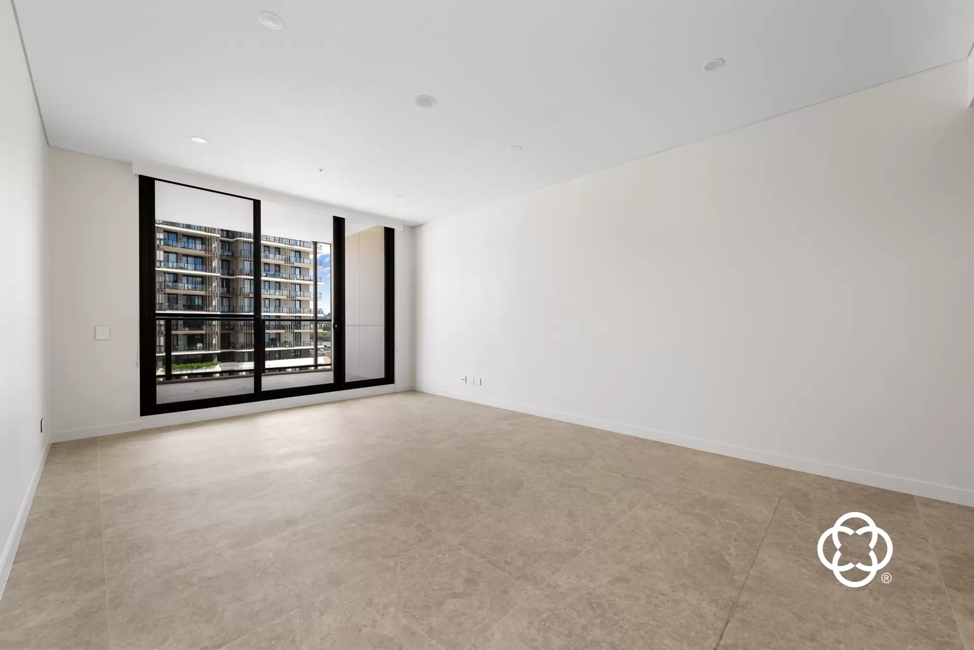 608/5 Sea Rush Street, Wentworth Point Leased by Chidiac Realty - image 1