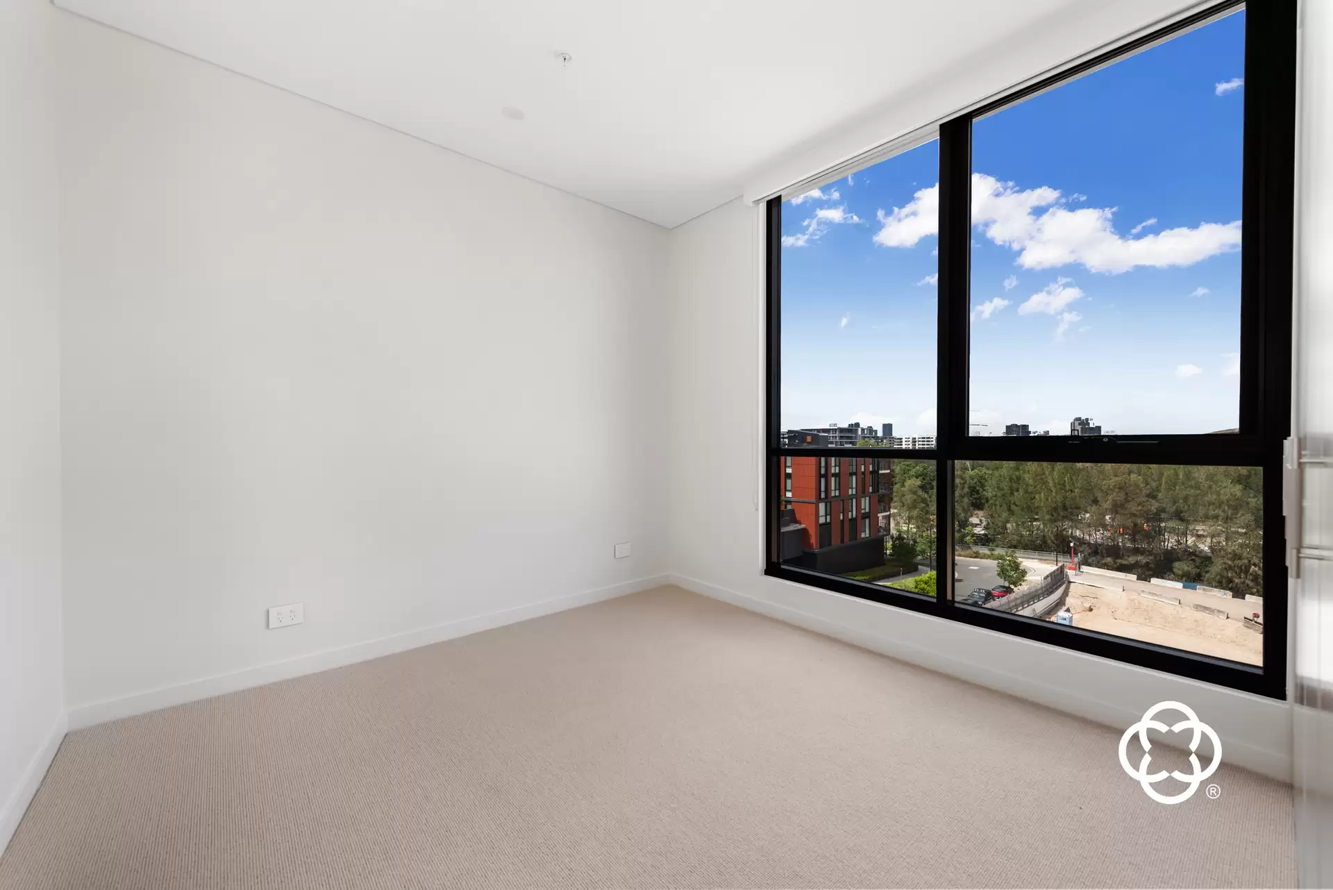 608/5 Sea Rush Street, Wentworth Point Leased by Chidiac Realty - image 1