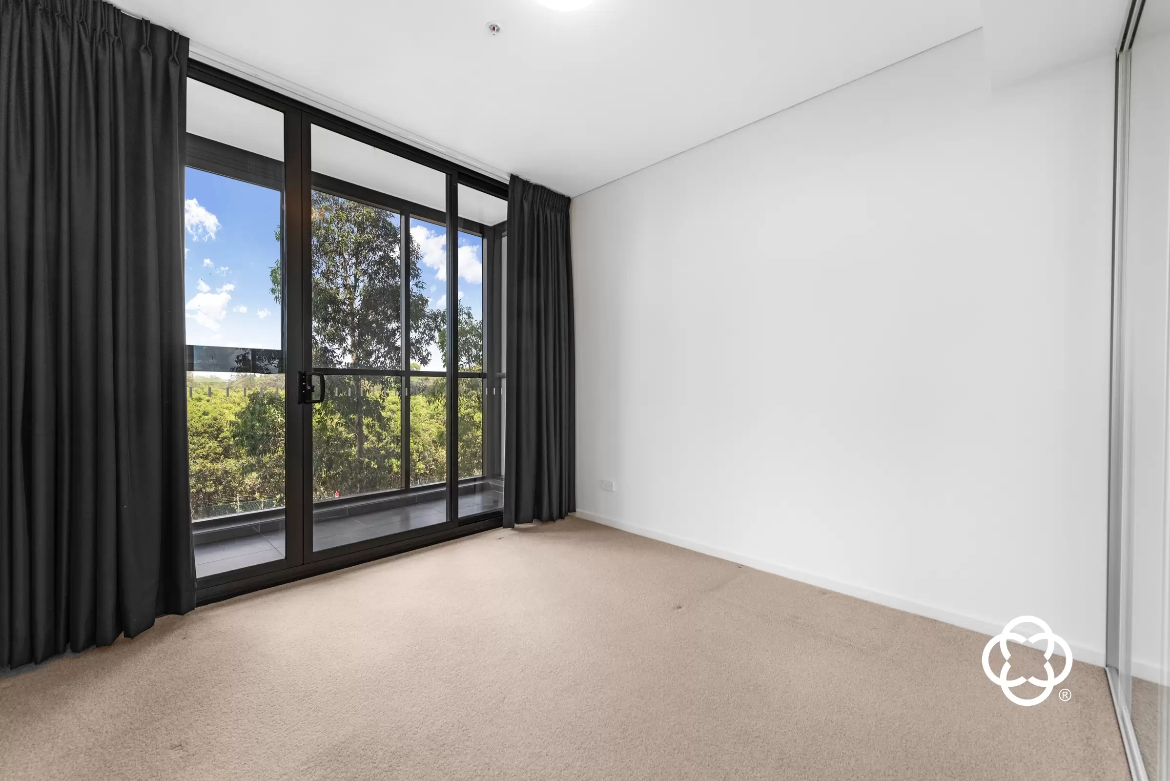 8066/7 Bennelong Parkway, Wentworth Point Leased by Chidiac Realty - image 3