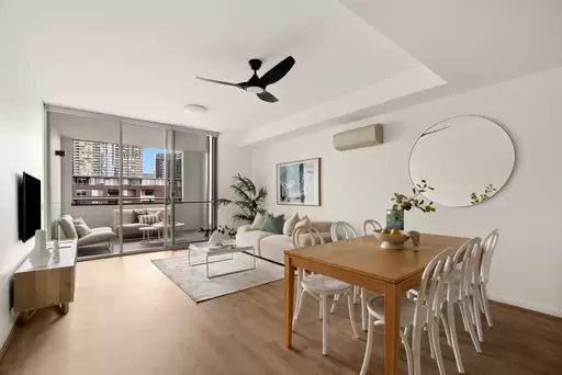 704/9 Baywater Drive, Wentworth Point Sold by Chidiac Realty