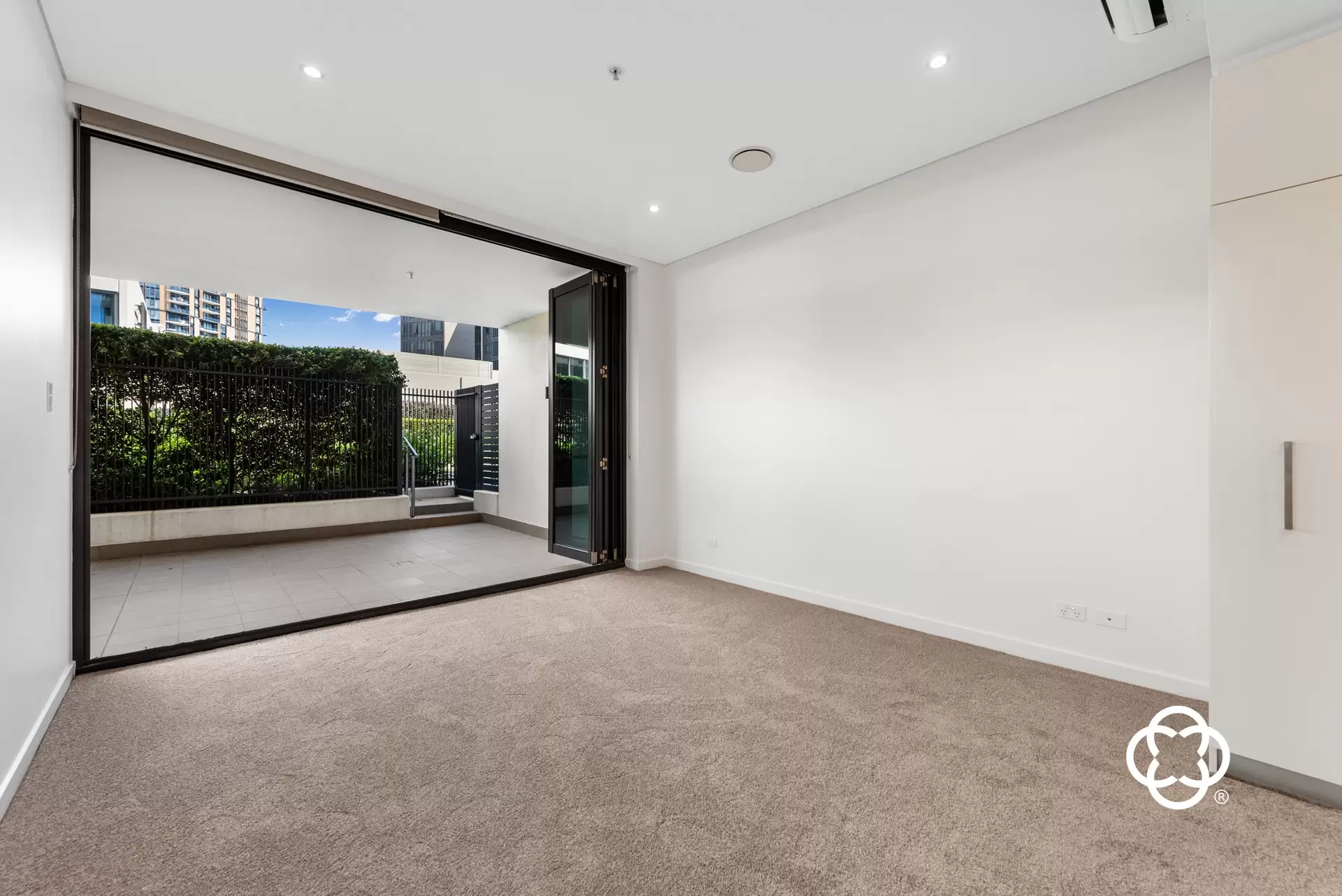 705/13 Wentworth Place, Wentworth Point Leased by Chidiac Realty - image 1