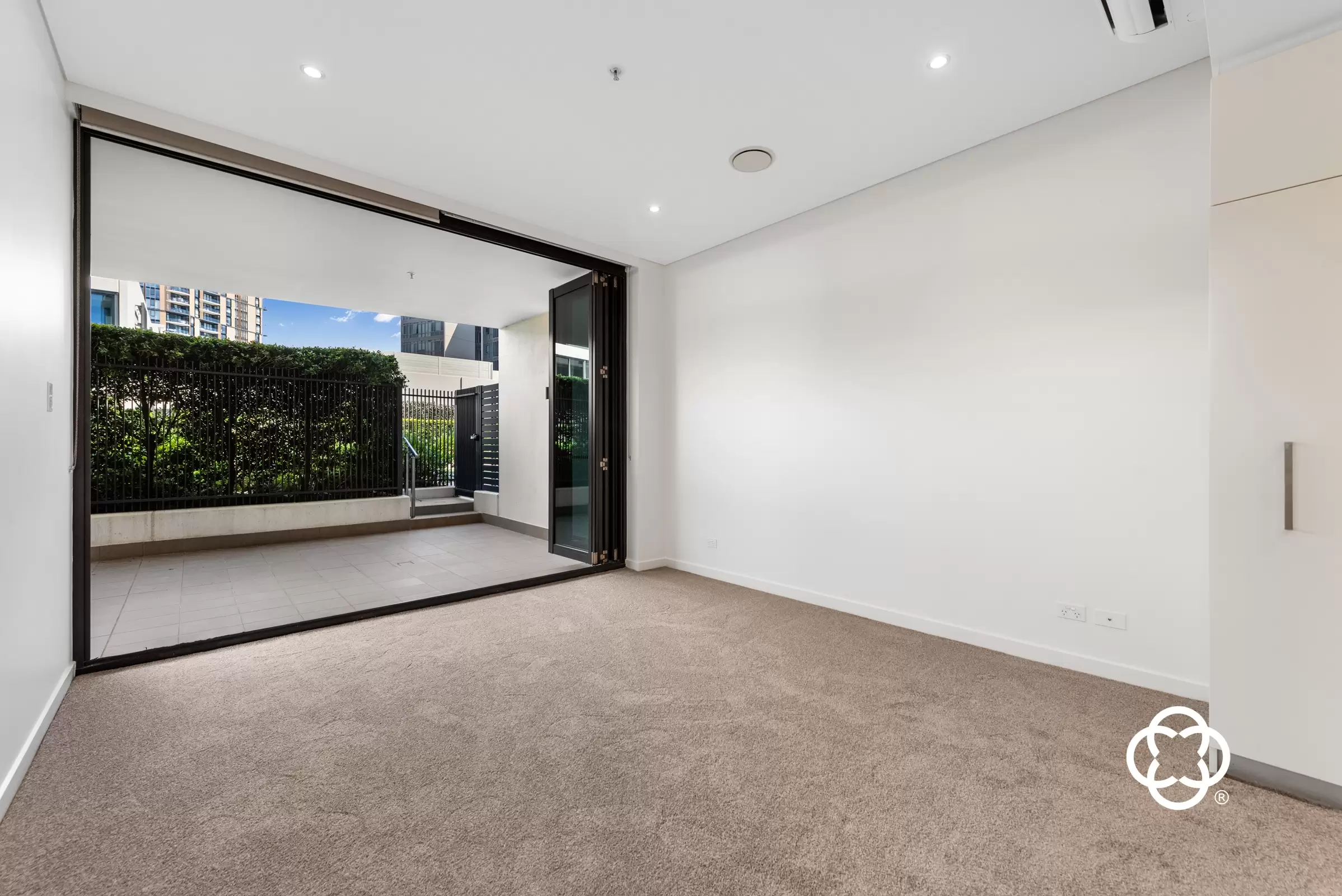 705/13 Wentworth Place, Wentworth Point Leased by Chidiac Realty - image 1