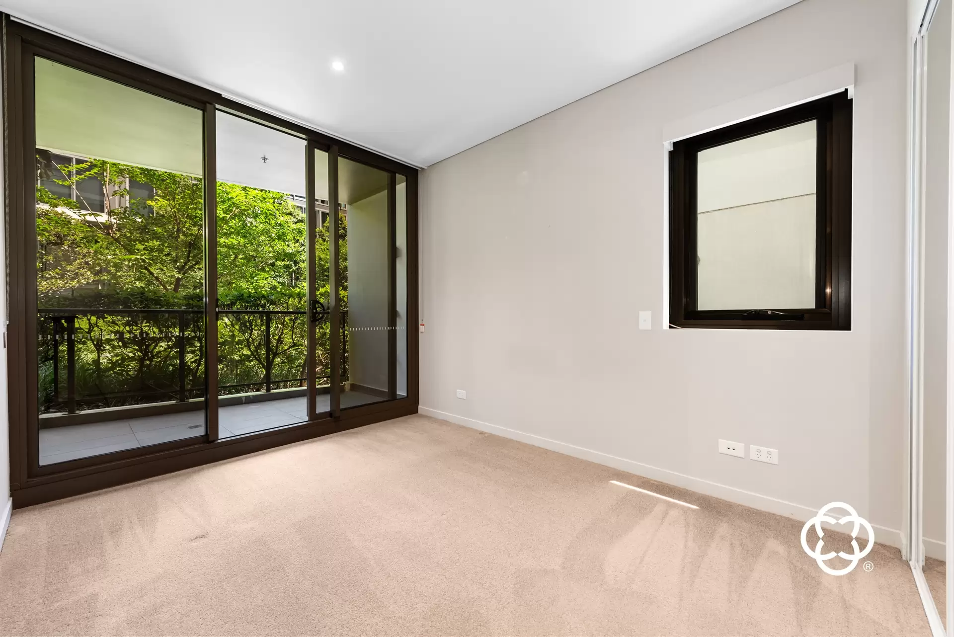 415/3 Foreshore Place, Wentworth Point Leased by Chidiac Realty - image 1