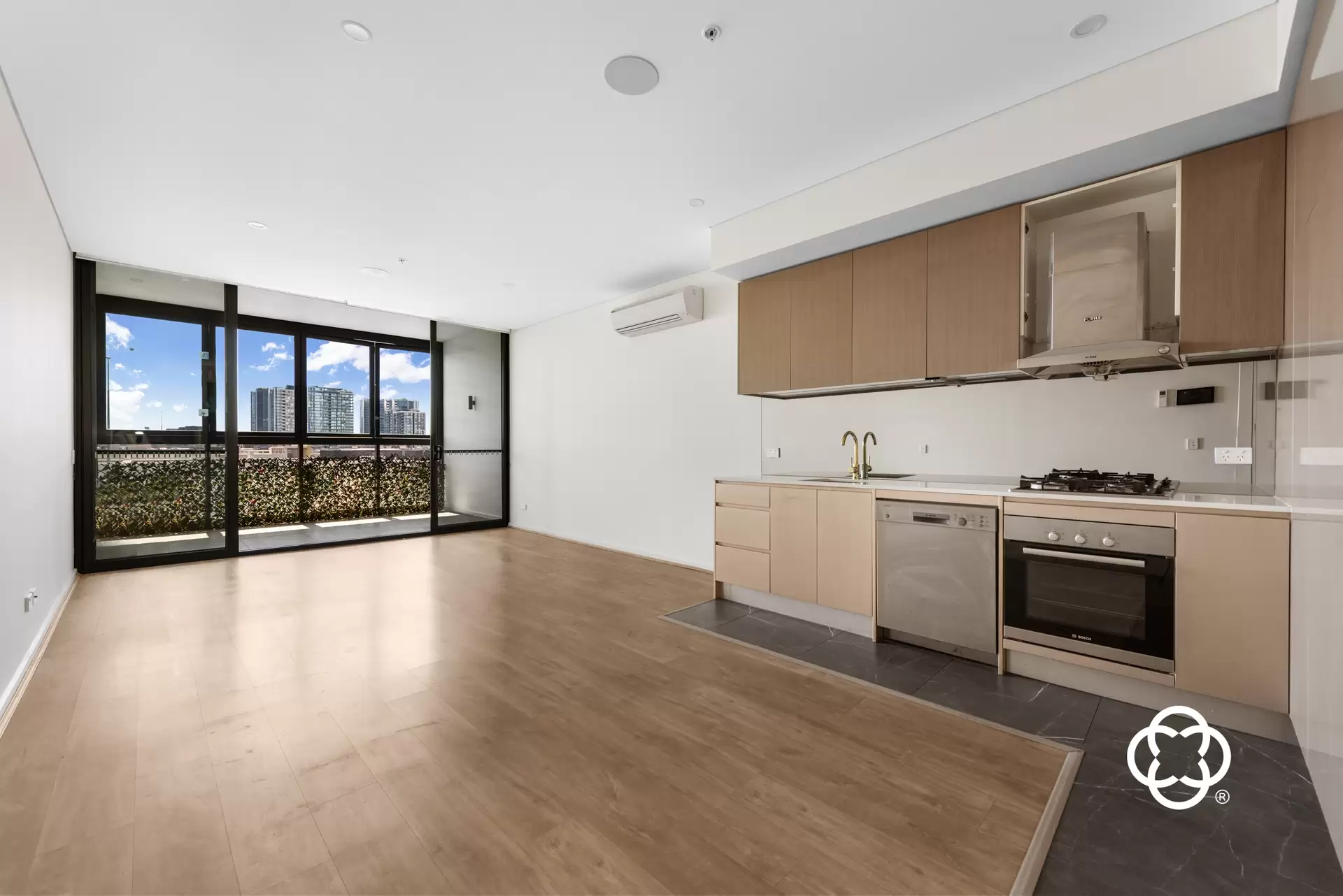 15116/1 Bennelong Parkway, Wentworth Point Leased by Chidiac Realty - image 1
