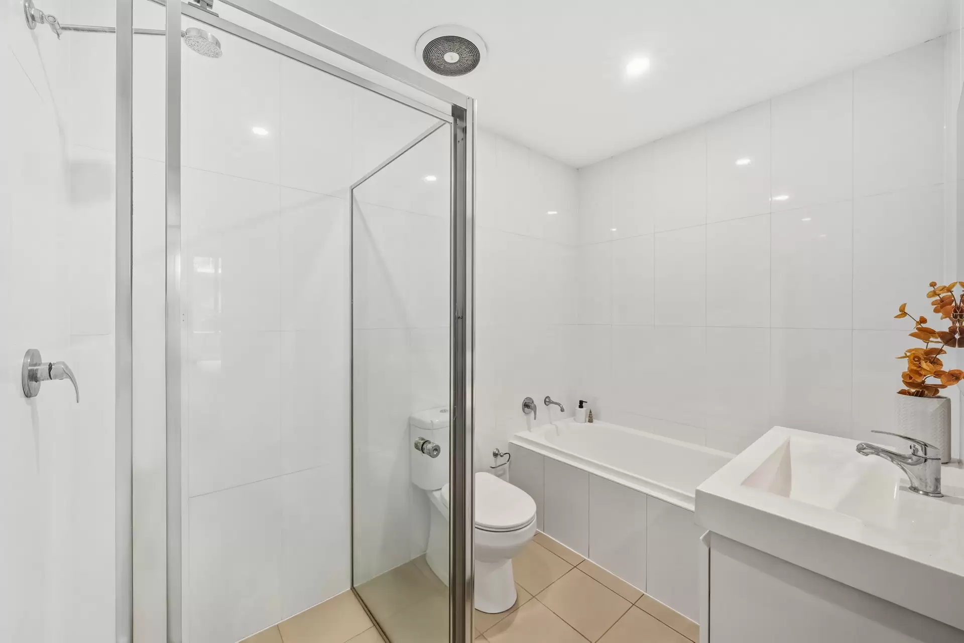 2/2-4 George Street, Warwick Farm Sold by Chidiac Realty - image 1