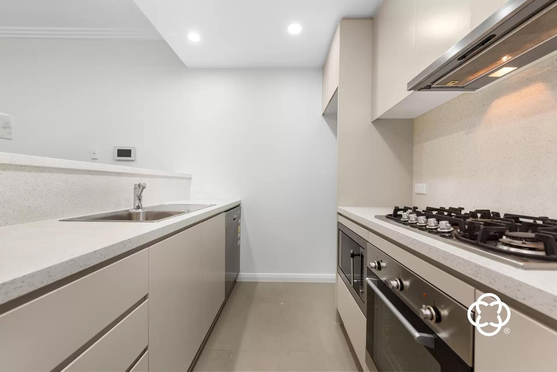 402/1 Half Street, Wentworth Point Leased by Chidiac Realty - image 1