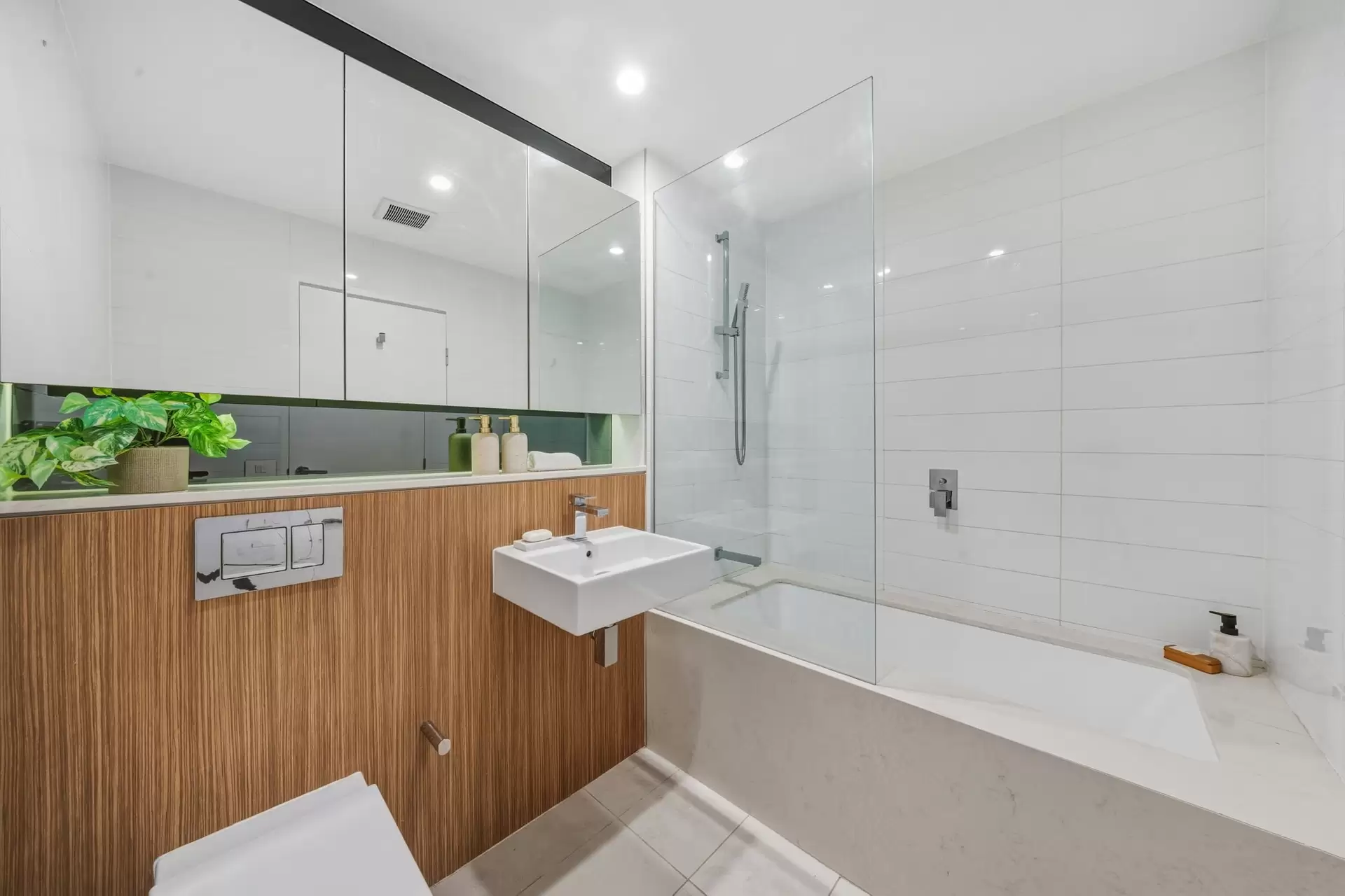 403/19 Verona Drive, Wentworth Point Sold by Chidiac Realty - image 1