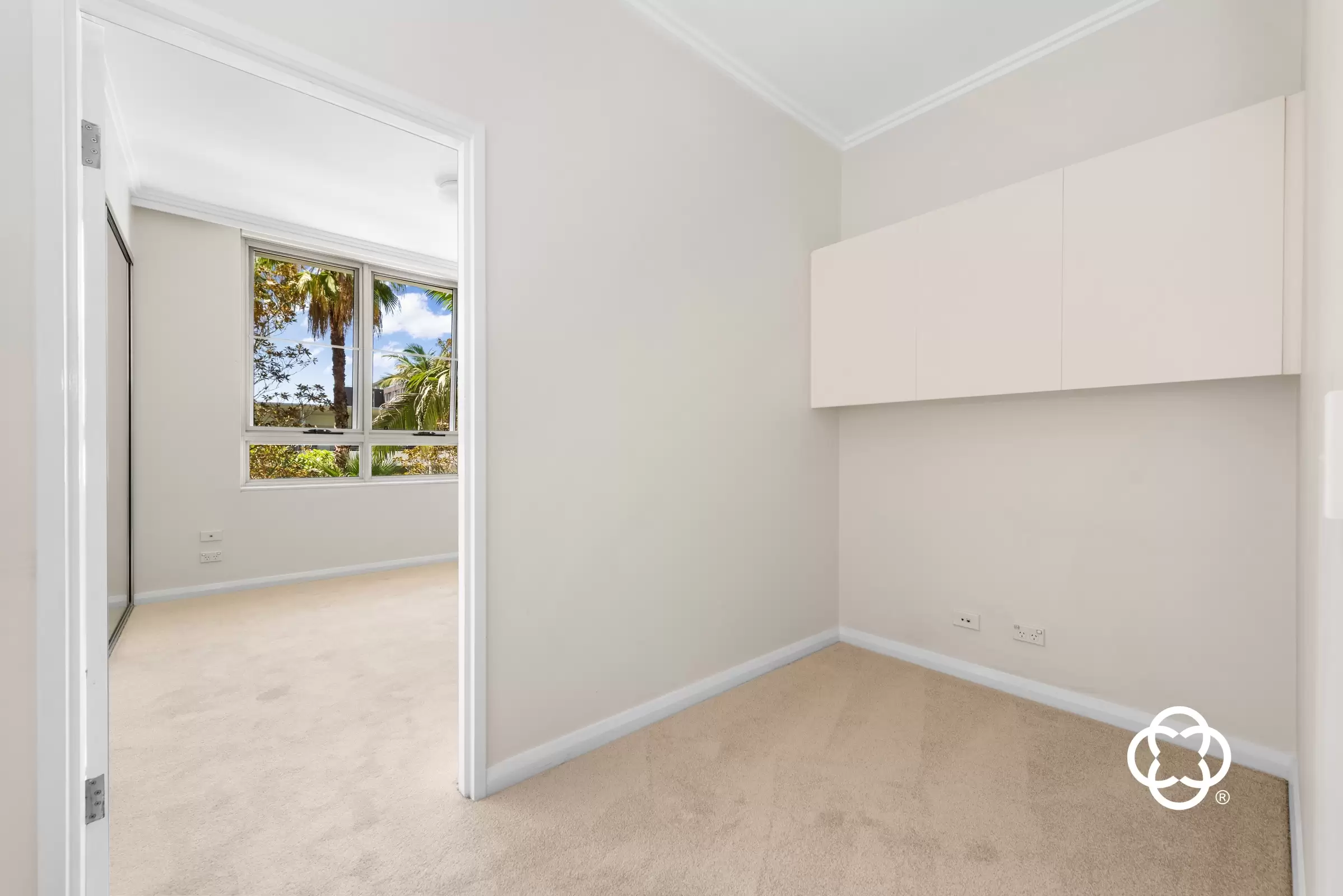 489/33 Hill Road, Wentworth Point Leased by Chidiac Realty - image 2