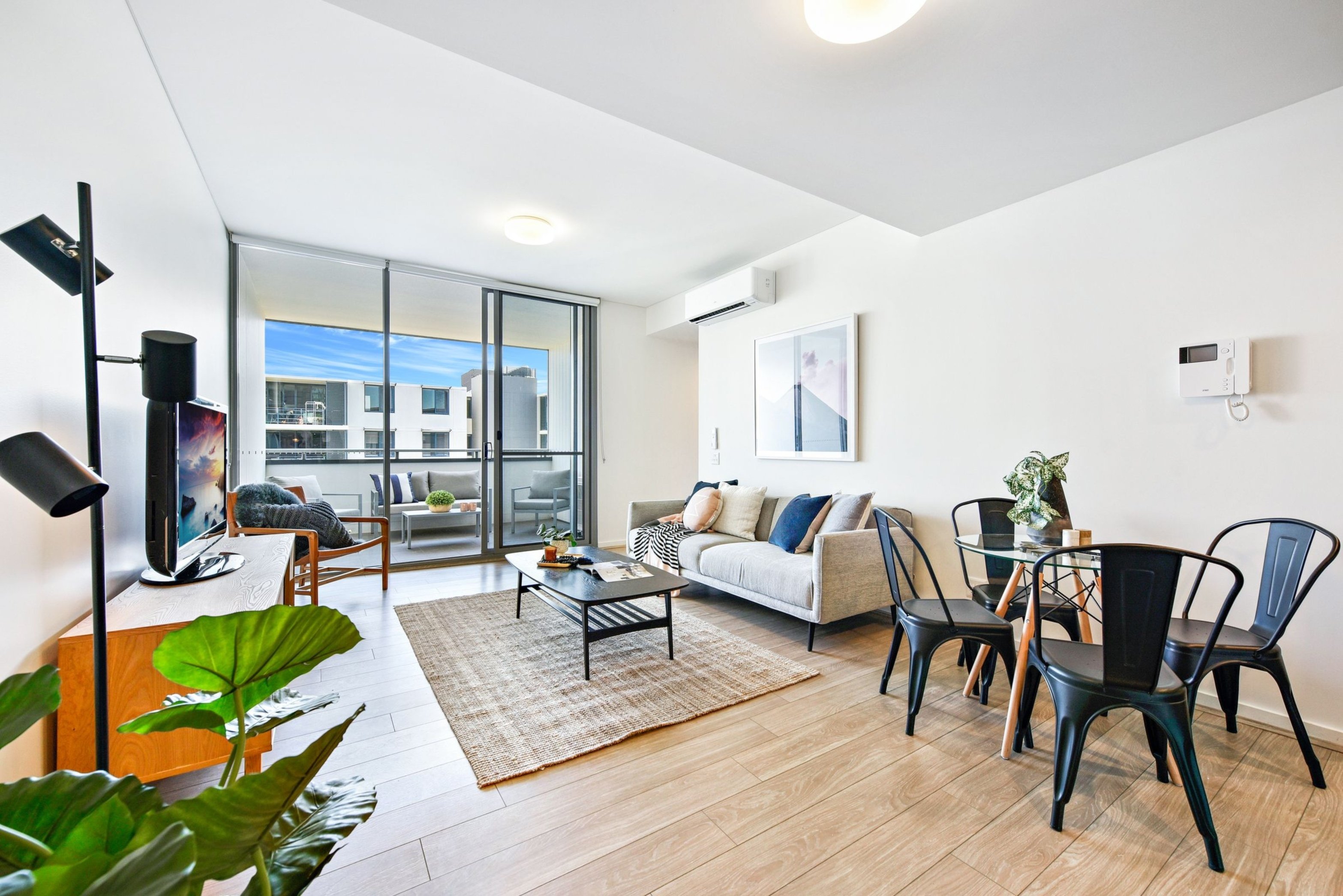 707/15 Baywater Drive, Wentworth Point Sold by Chidiac Realty - image 4