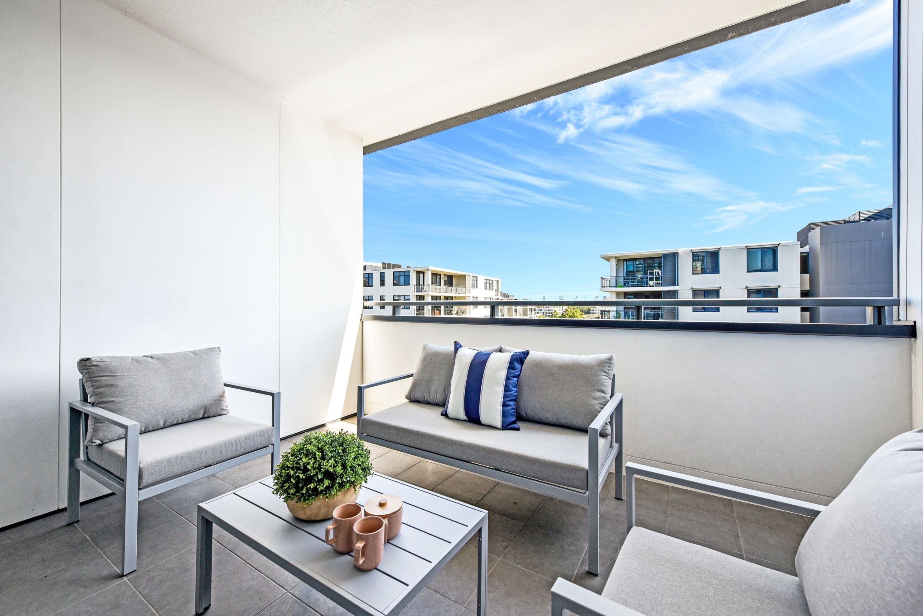 707/15 Baywater Drive, Wentworth Point Sold by Chidiac Realty - image 2