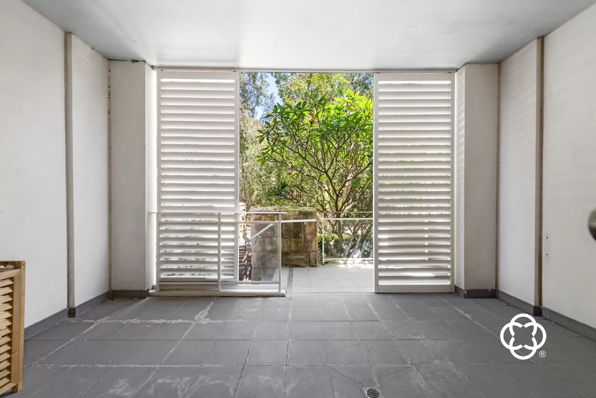 105/23 Hill Road, Wentworth Point Leased by Chidiac Realty - image 1