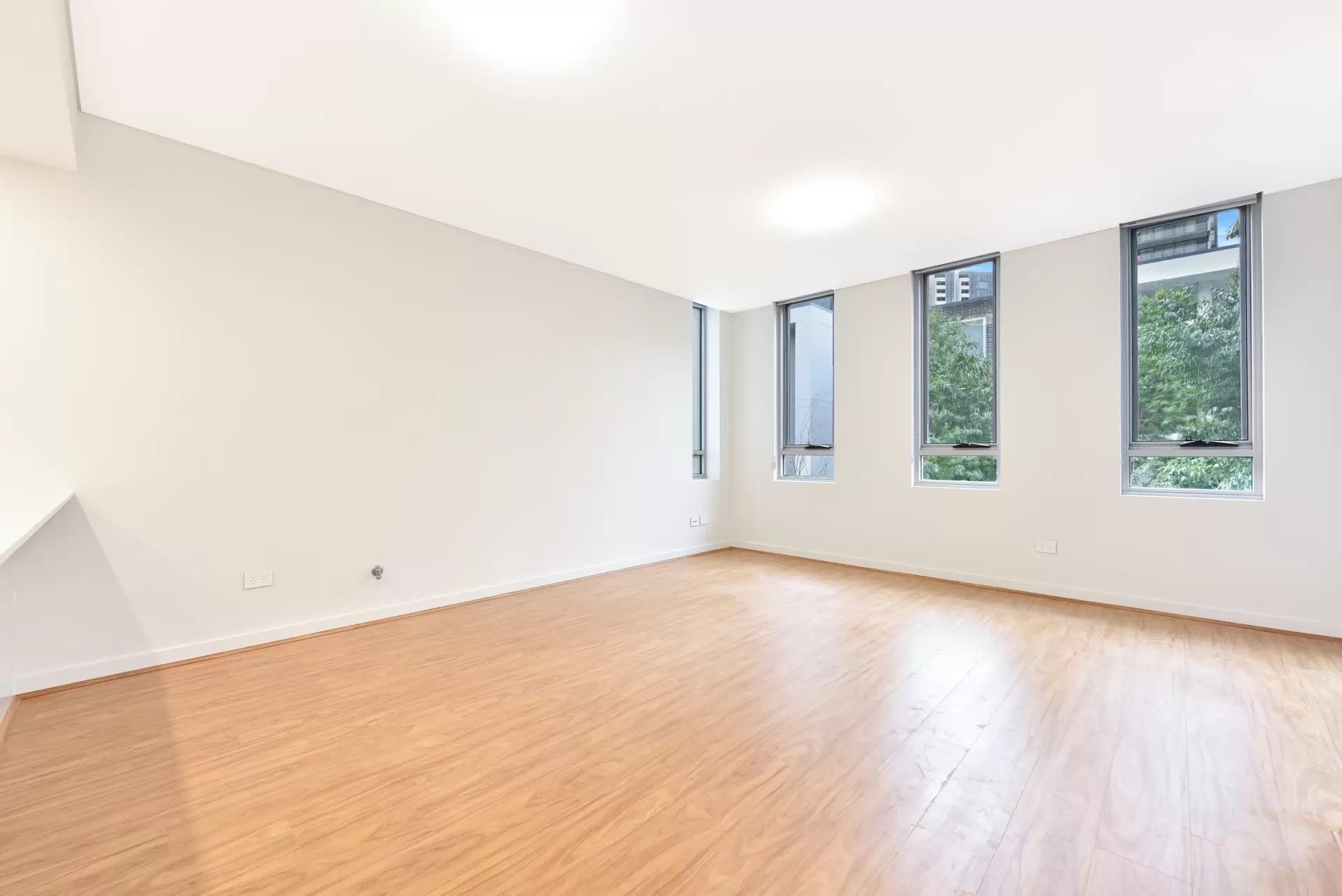 404/45 Hill Road, Wentworth Point Leased by Chidiac Realty - image 1