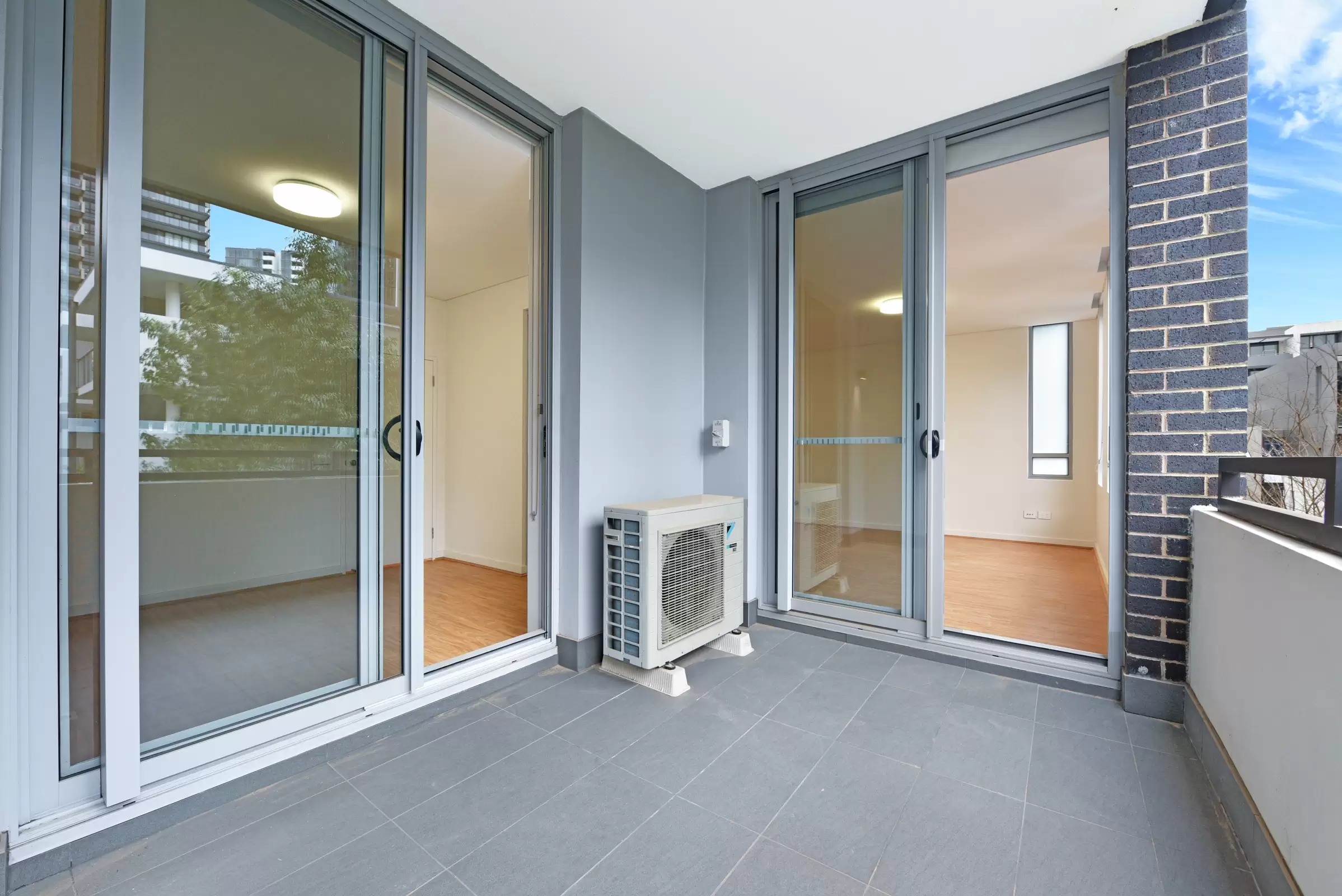 404/45 Hill Road, Wentworth Point Leased by Chidiac Realty - image 2