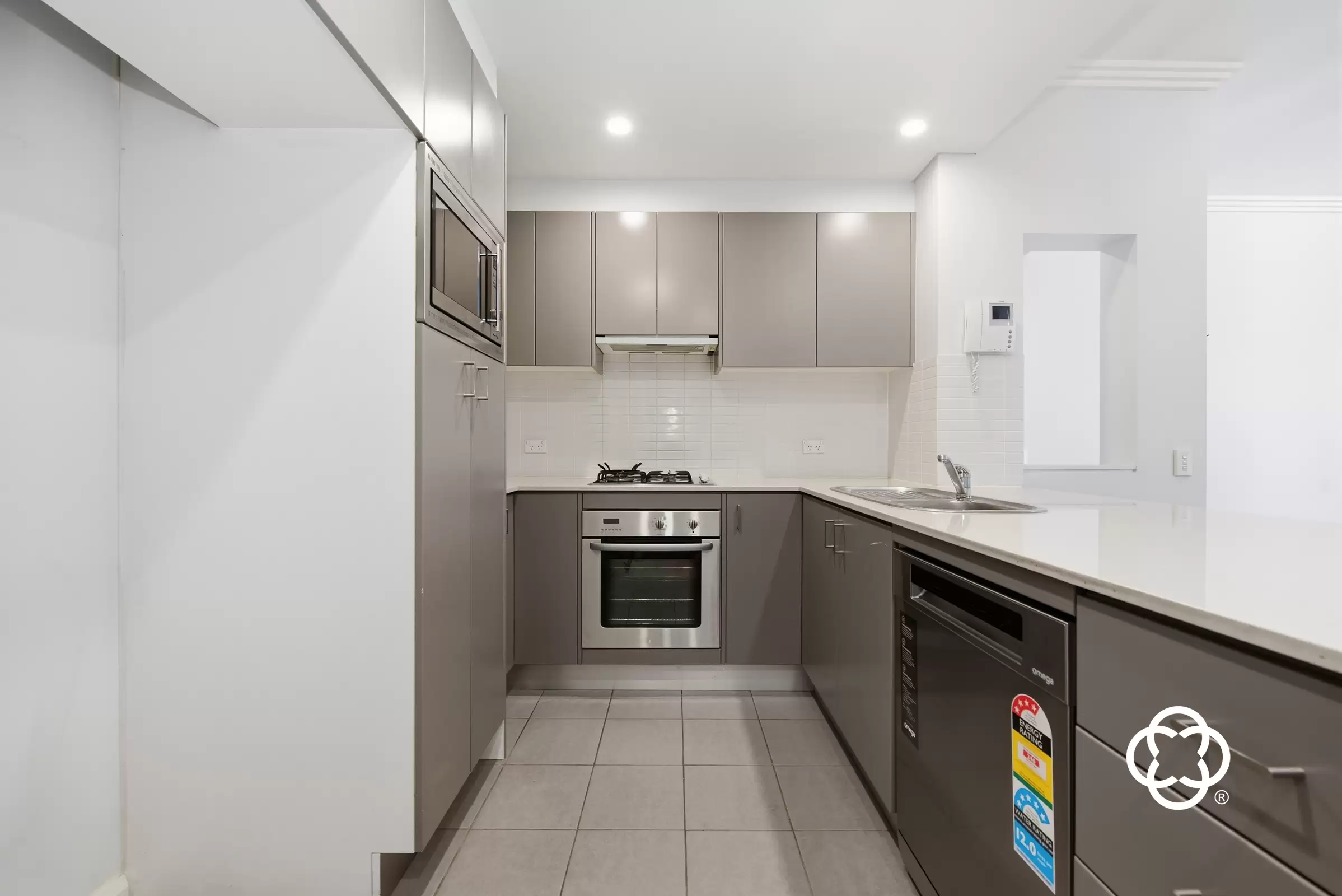 814/21 Hill Road, Wentworth Point Leased by Chidiac Realty - image 3