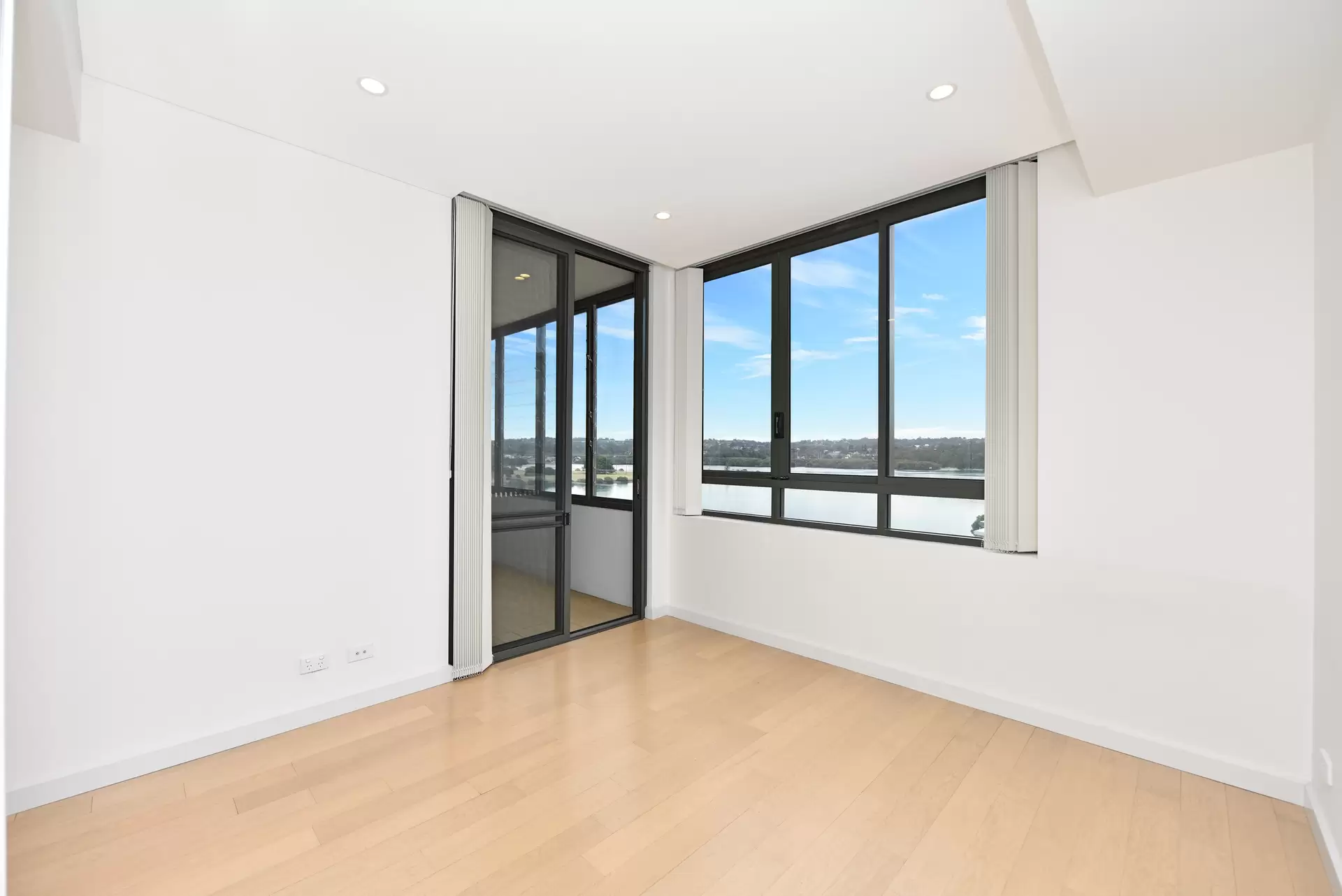 806/4 Peak Avenue, Rhodes Leased by Chidiac Realty - image 1