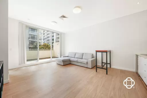 213/18 Marine Parade, Wentworth Point Leased by Chidiac Realty