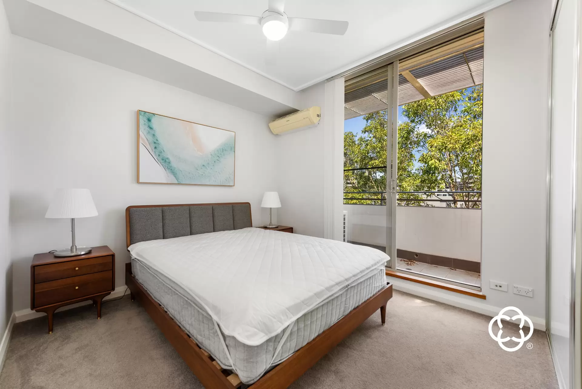681/4 The Crescent, Wentworth Point Leased by Chidiac Realty - image 1