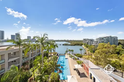 681/4 The Crescent, Wentworth Point Leased by Chidiac Realty
