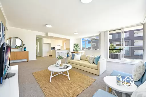 543/7 Baywater Drive, Wentworth Point Leased by Chidiac Realty