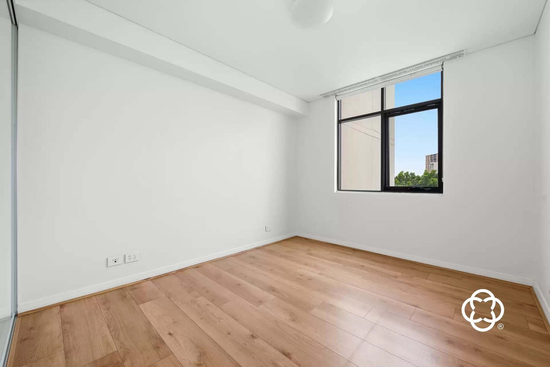 611/27 Hill Road, Wentworth Point Leased by Chidiac Realty - image 1
