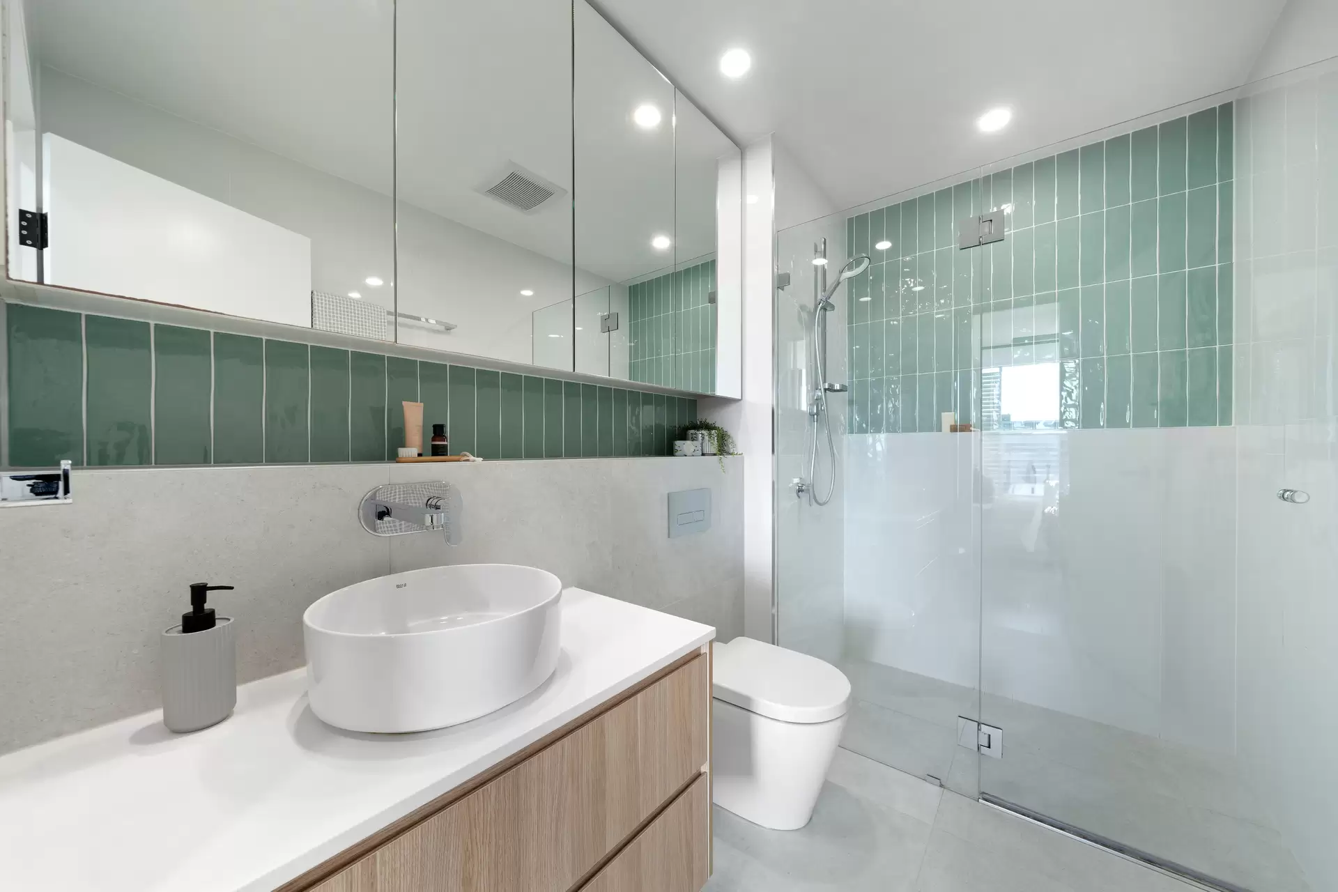 607/18 Corniche Drive, Wentworth Point Leased by Chidiac Realty - image 1