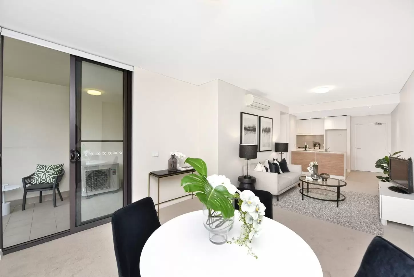 419/6 Baywater Drive, Wentworth Point Leased by Chidiac Realty - image 3