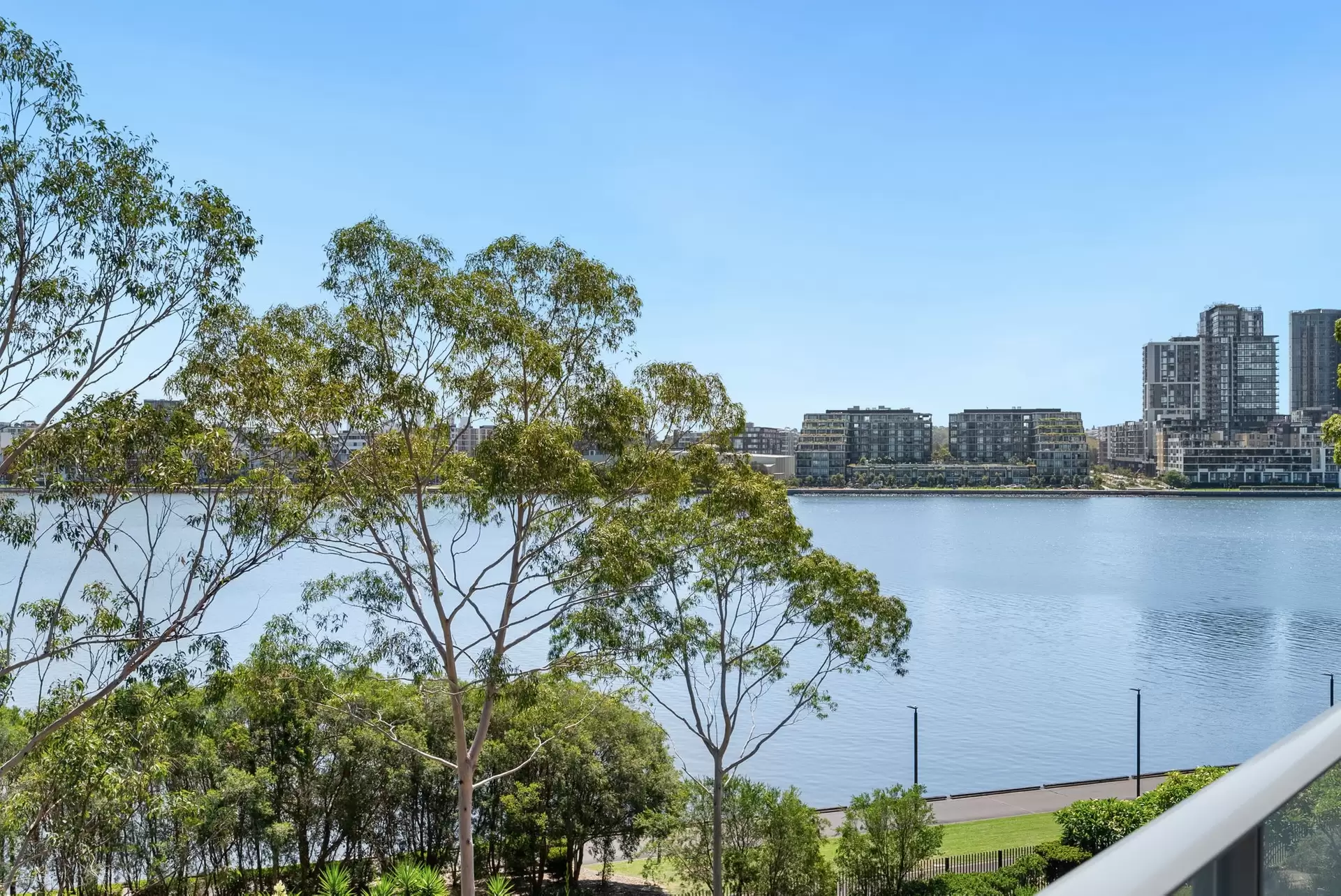 503/16 Shoreline Drive, Rhodes Sold by Chidiac Realty - image 1