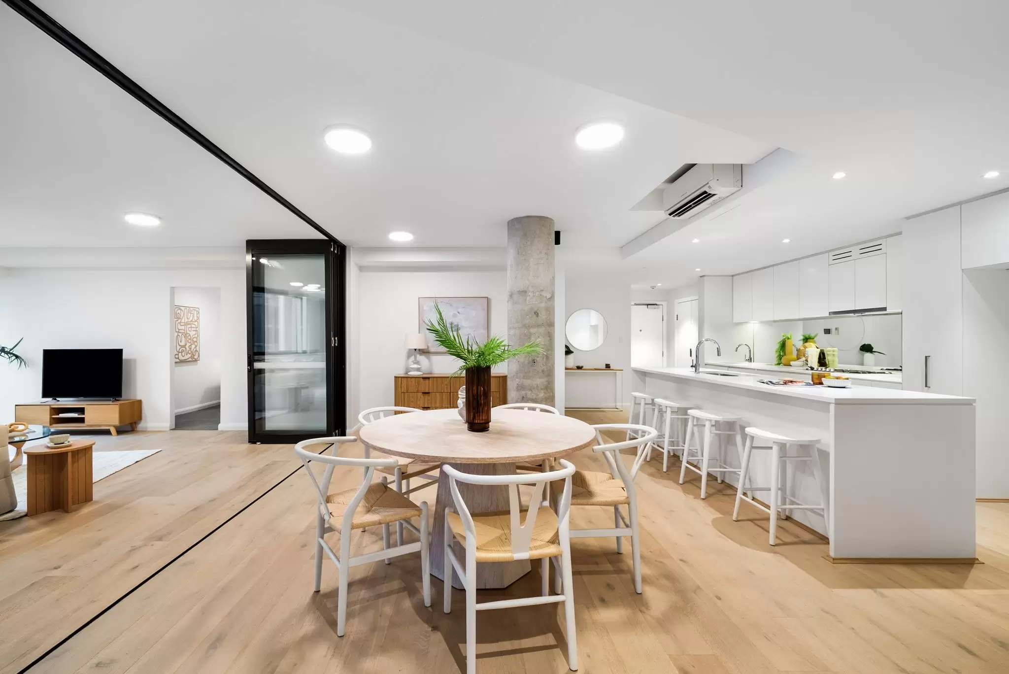 712/1 Park Street North, Wentworth Point Sold by Chidiac Realty - image 1