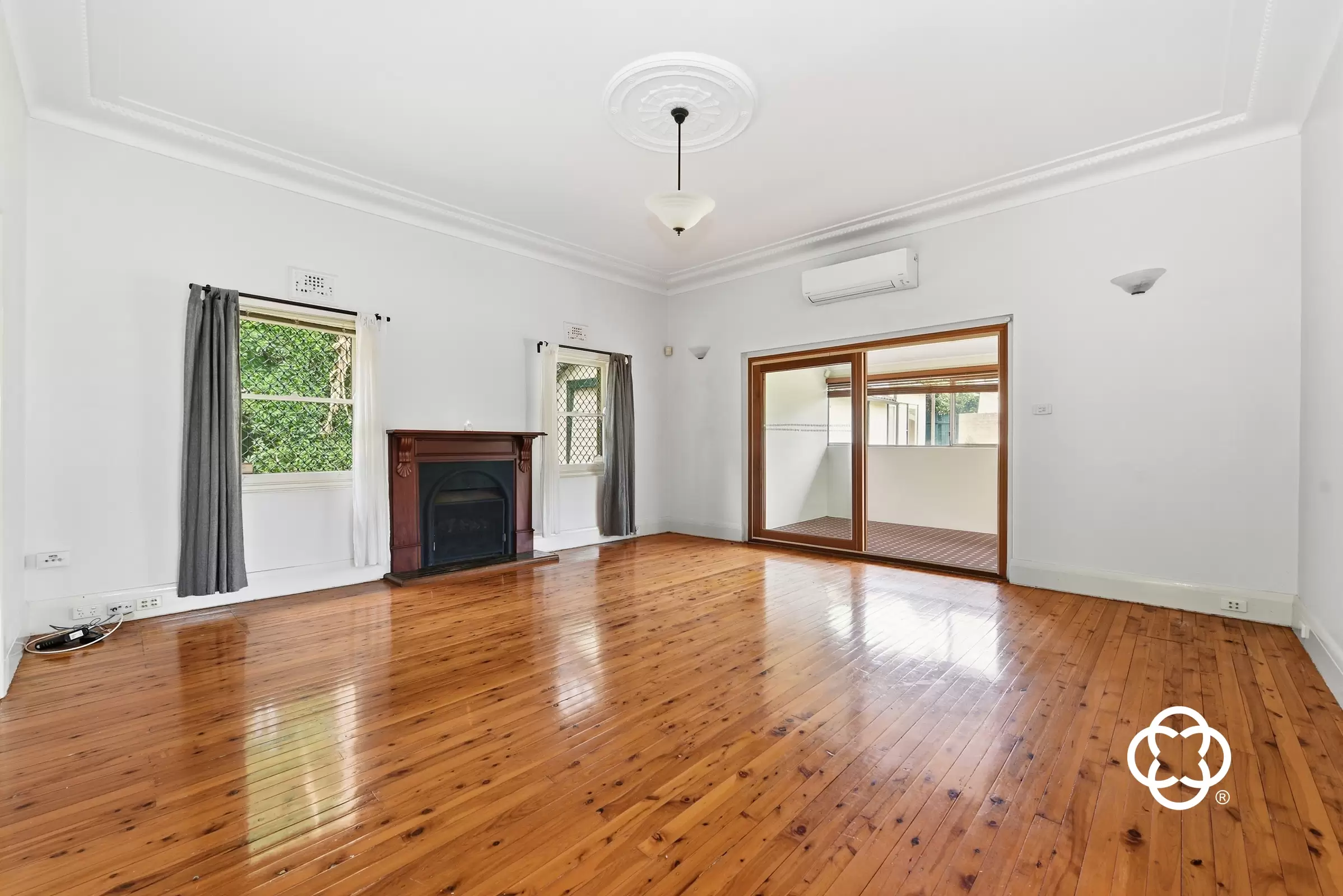 6 Lloyd George Avenue, Concord Leased by Chidiac Realty - image 3