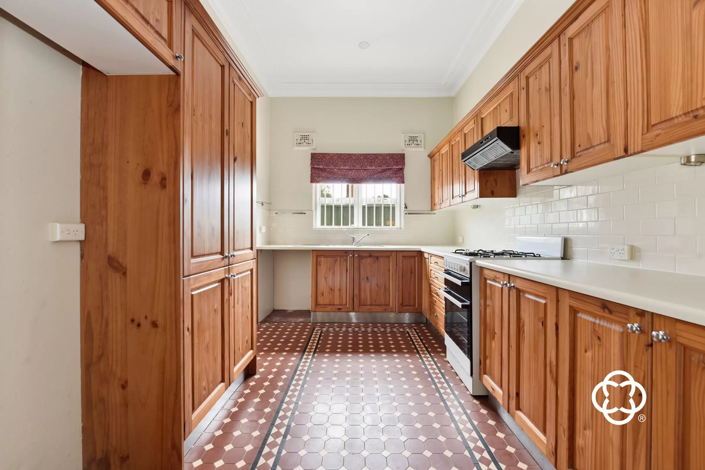 6 Lloyd George Avenue, Concord Leased by Chidiac Realty - image 5