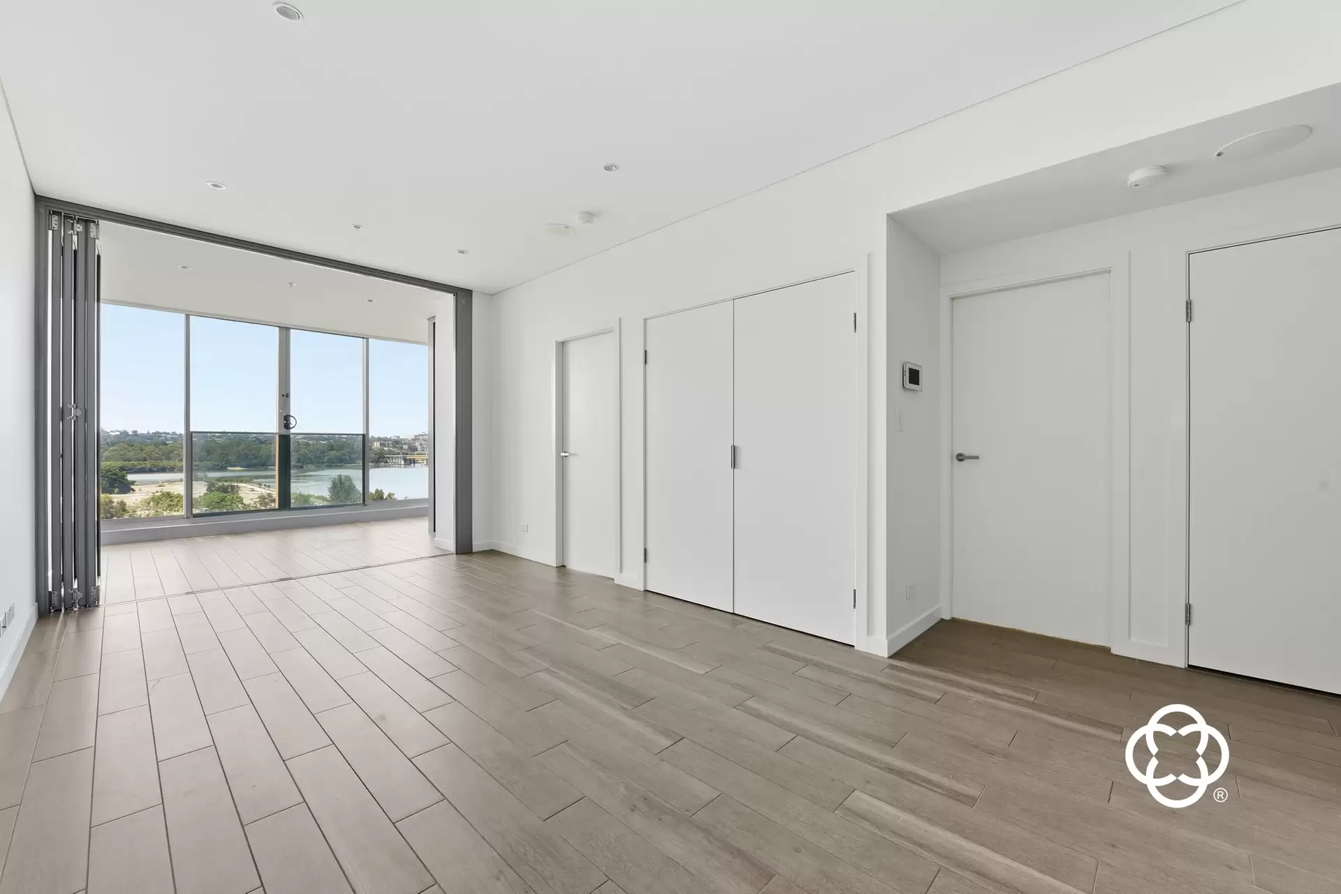 1002/3 Foreshore Place, Wentworth Point Leased by Chidiac Realty - image 1