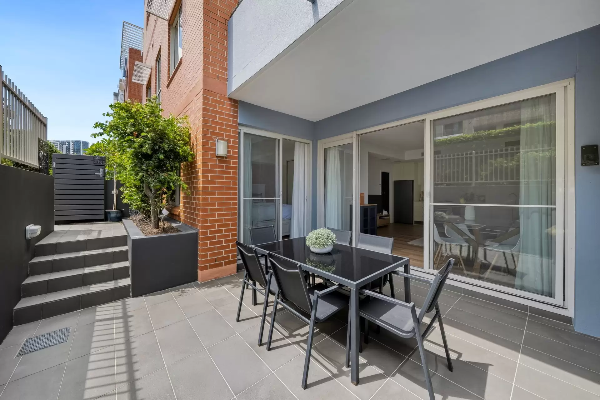 110/14 Marine Parade, Wentworth Point Sold by Chidiac Realty - image 1