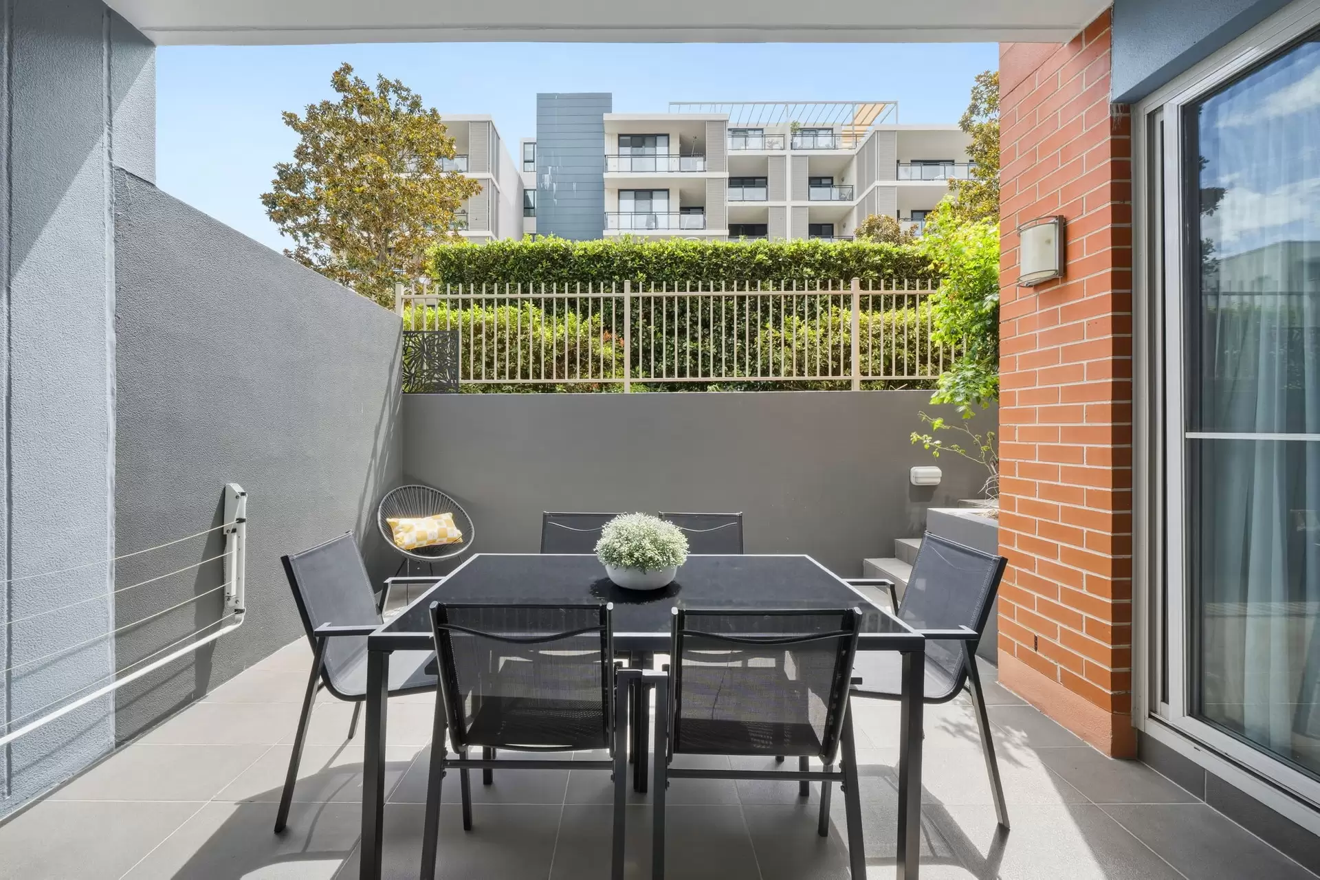 110/14 Marine Parade, Wentworth Point Sold by Chidiac Realty - image 1
