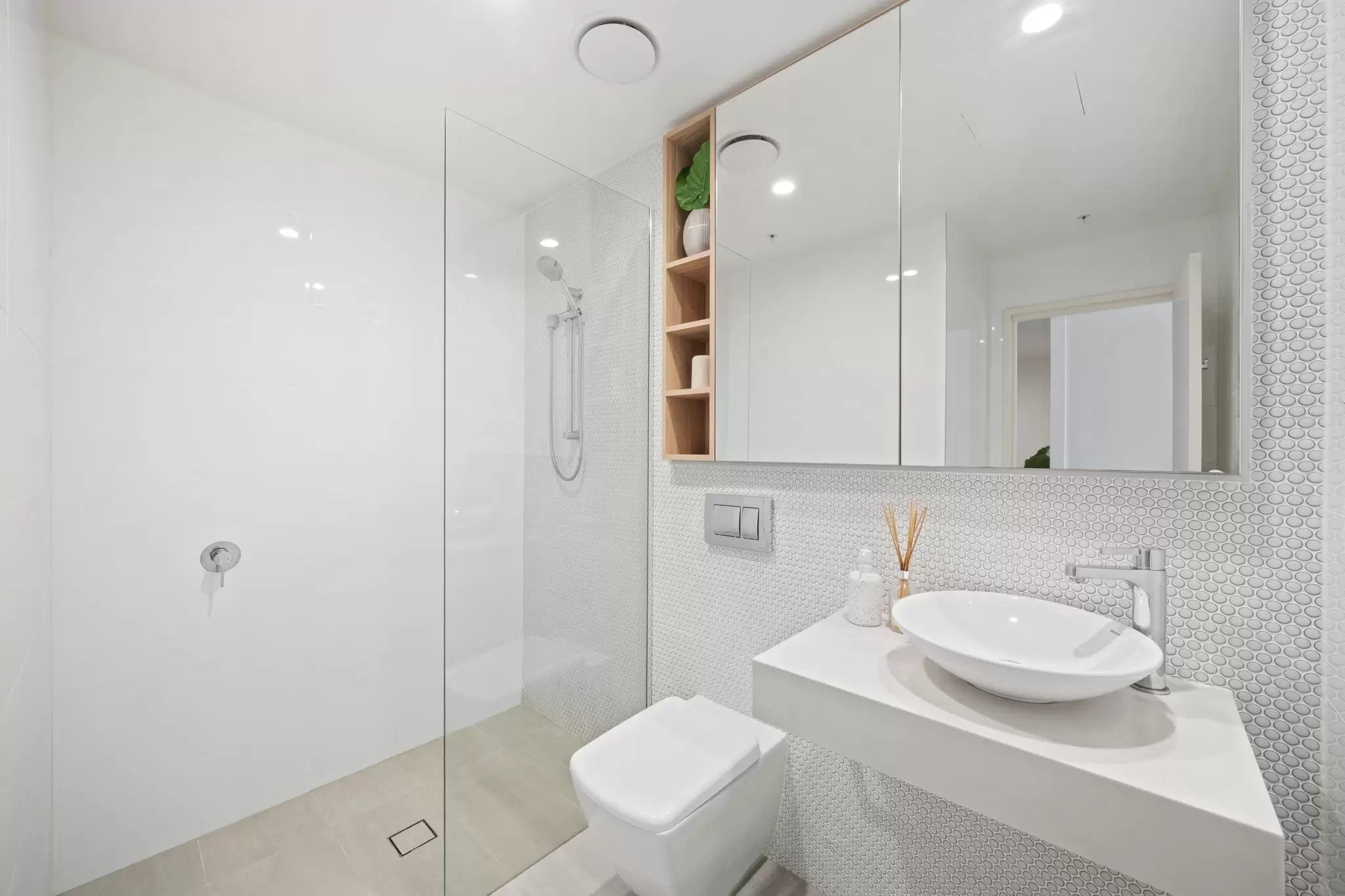 2206/46 Savona Drive, Wentworth Point Sold by Chidiac Realty - image 11