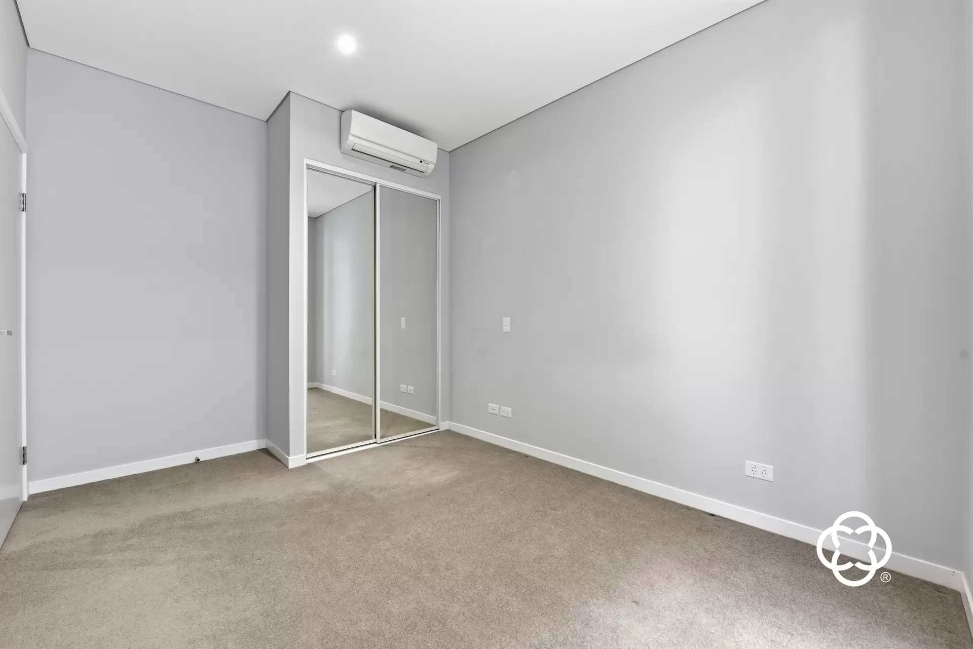 302/7 Half Street, Wentworth Point Leased by Chidiac Realty - image 1
