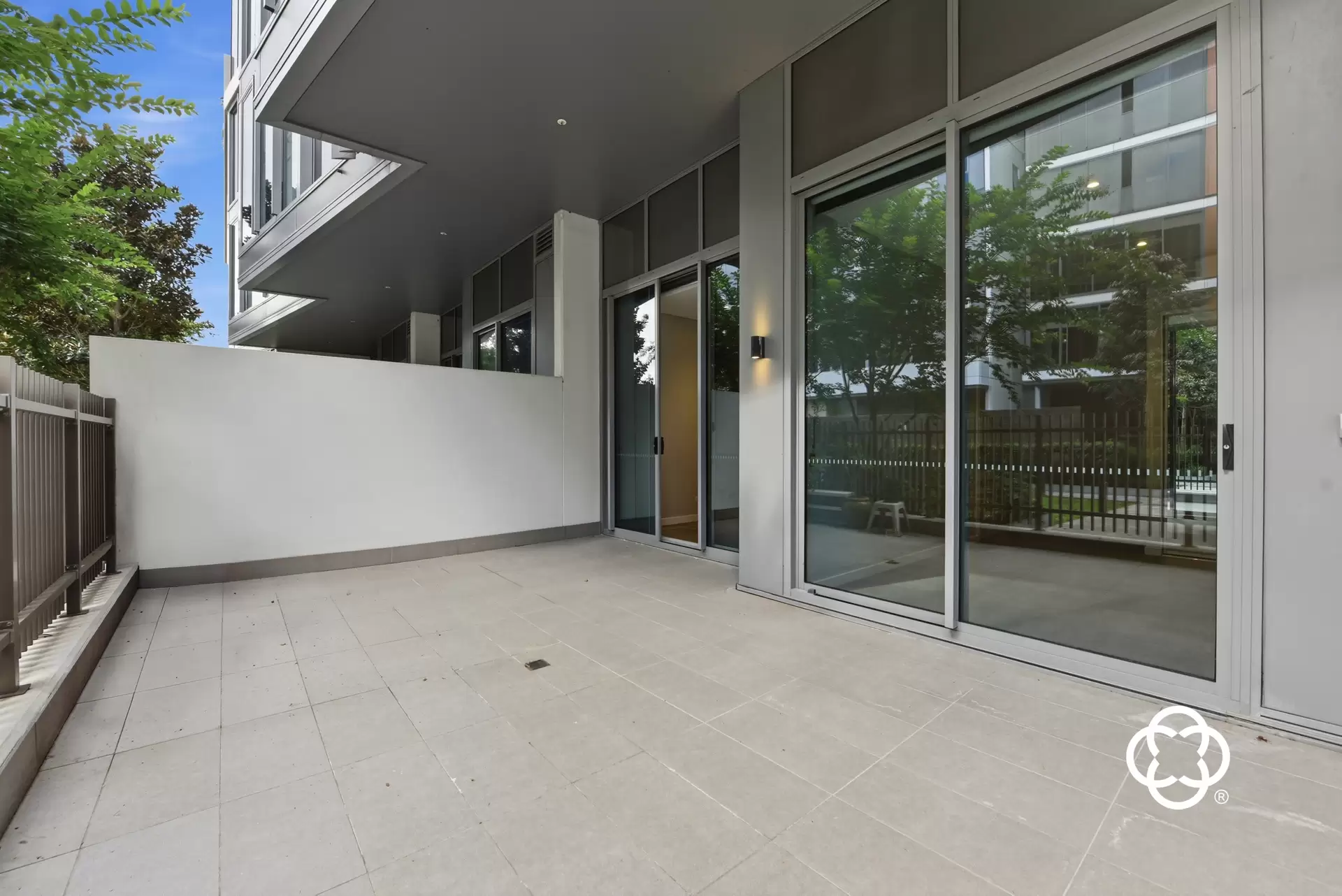 302/7 Half Street, Wentworth Point Leased by Chidiac Realty - image 1