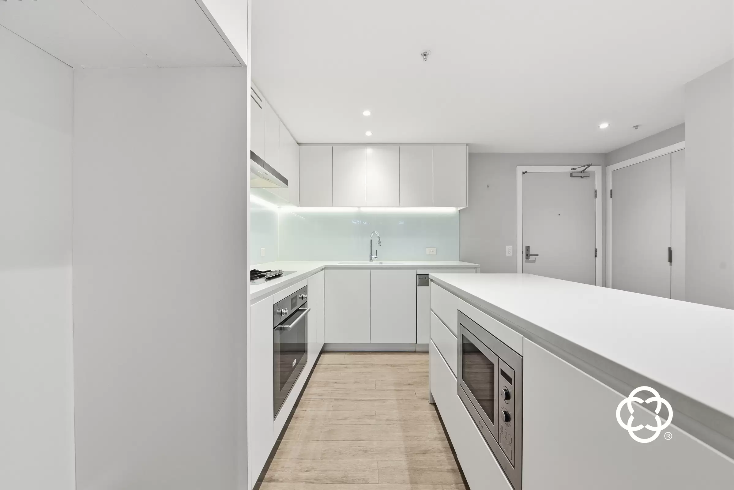 302/7 Half Street, Wentworth Point Leased by Chidiac Realty - image 4