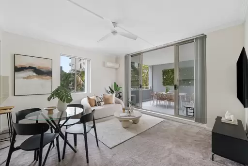 301/41 Amalfi Drive, Wentworth Point Sold by Chidiac Realty