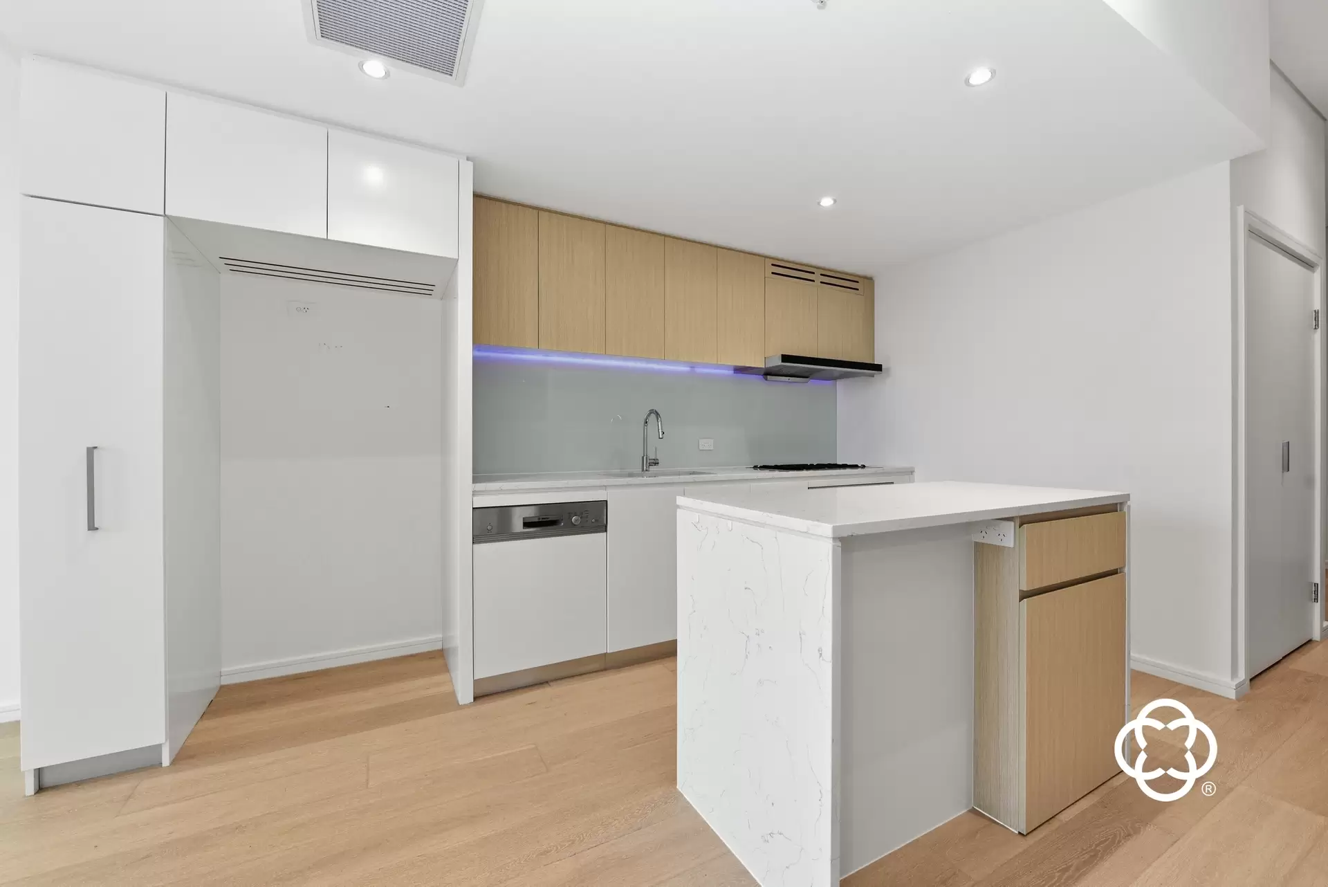 2006/17 Wentworth Place, Wentworth Point Leased by Chidiac Realty - image 1