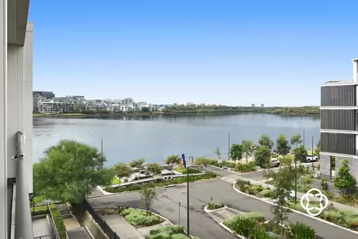 302/21 Verona Drive, Wentworth Point Leased by Chidiac Realty