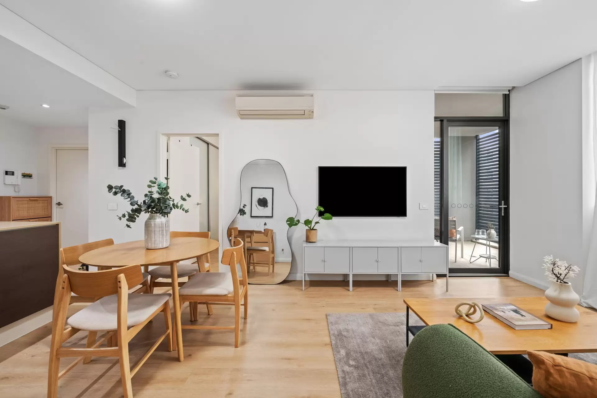606/48 Amalfi Drive, Wentworth Point Sold by Chidiac Realty - image 1
