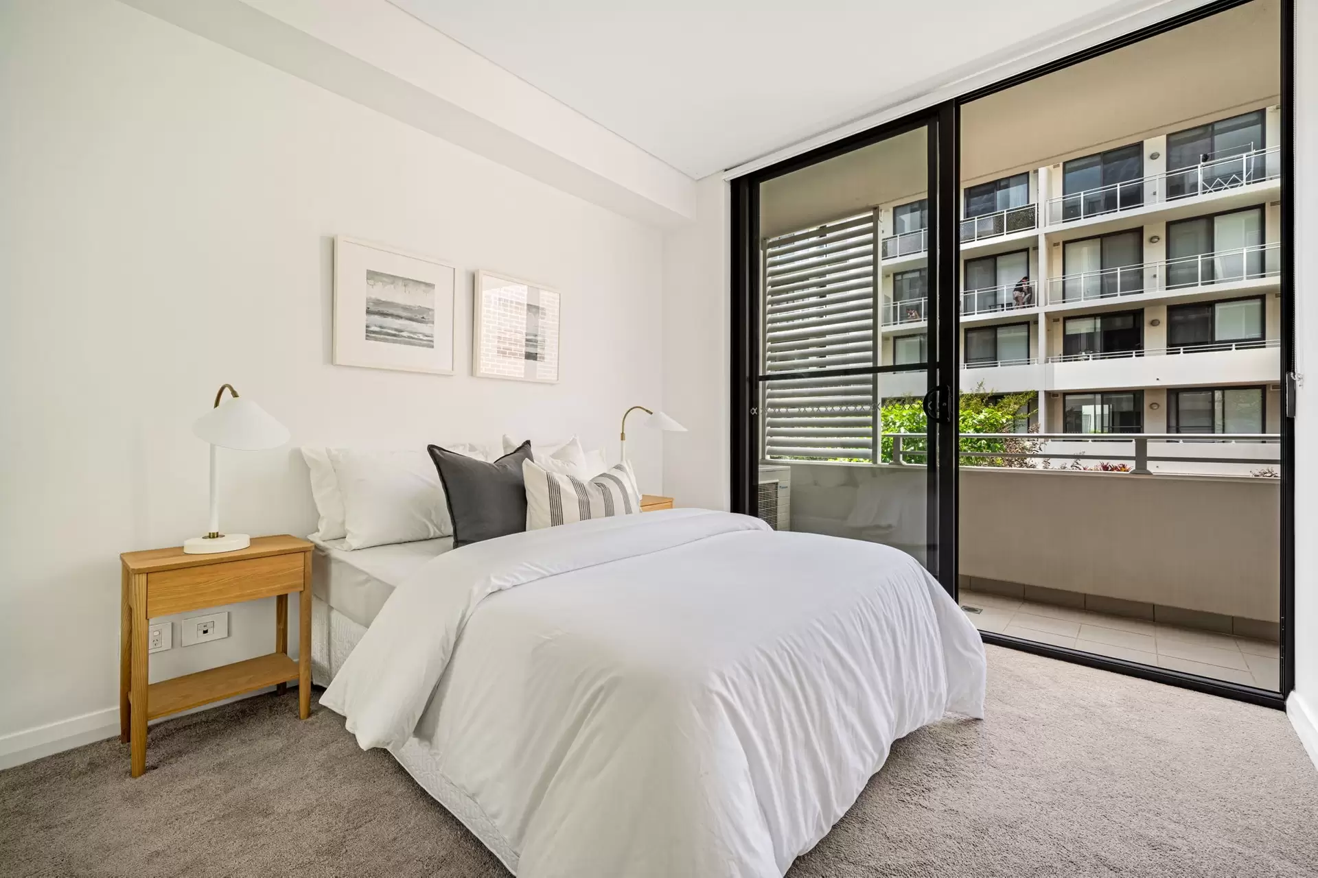 305/25 Hill Road, Wentworth Point Sold by Chidiac Realty - image 1