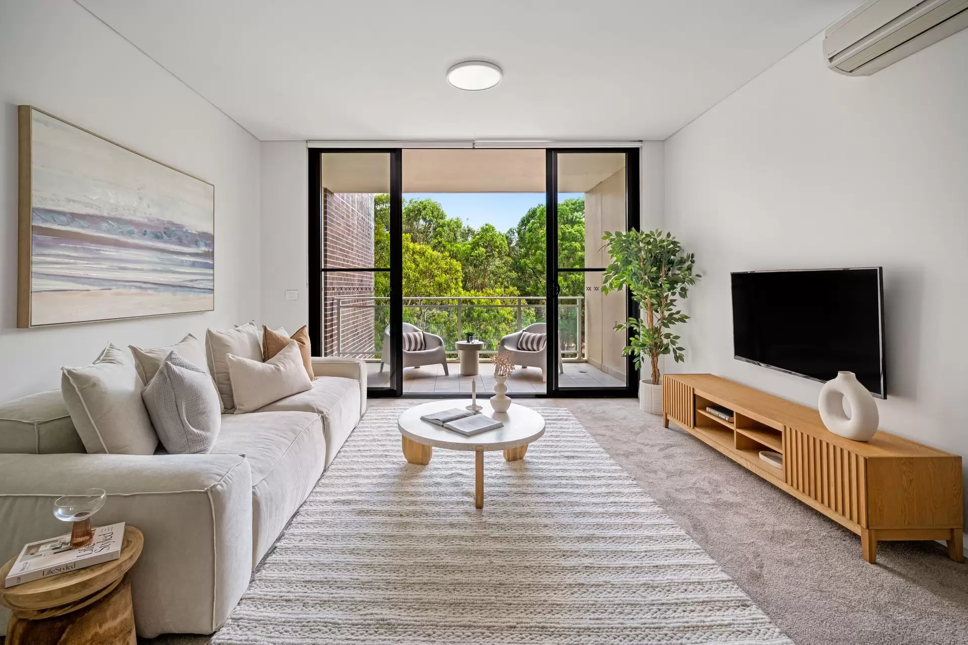 305/25 Hill Road, Wentworth Point Sold by Chidiac Realty - image 1
