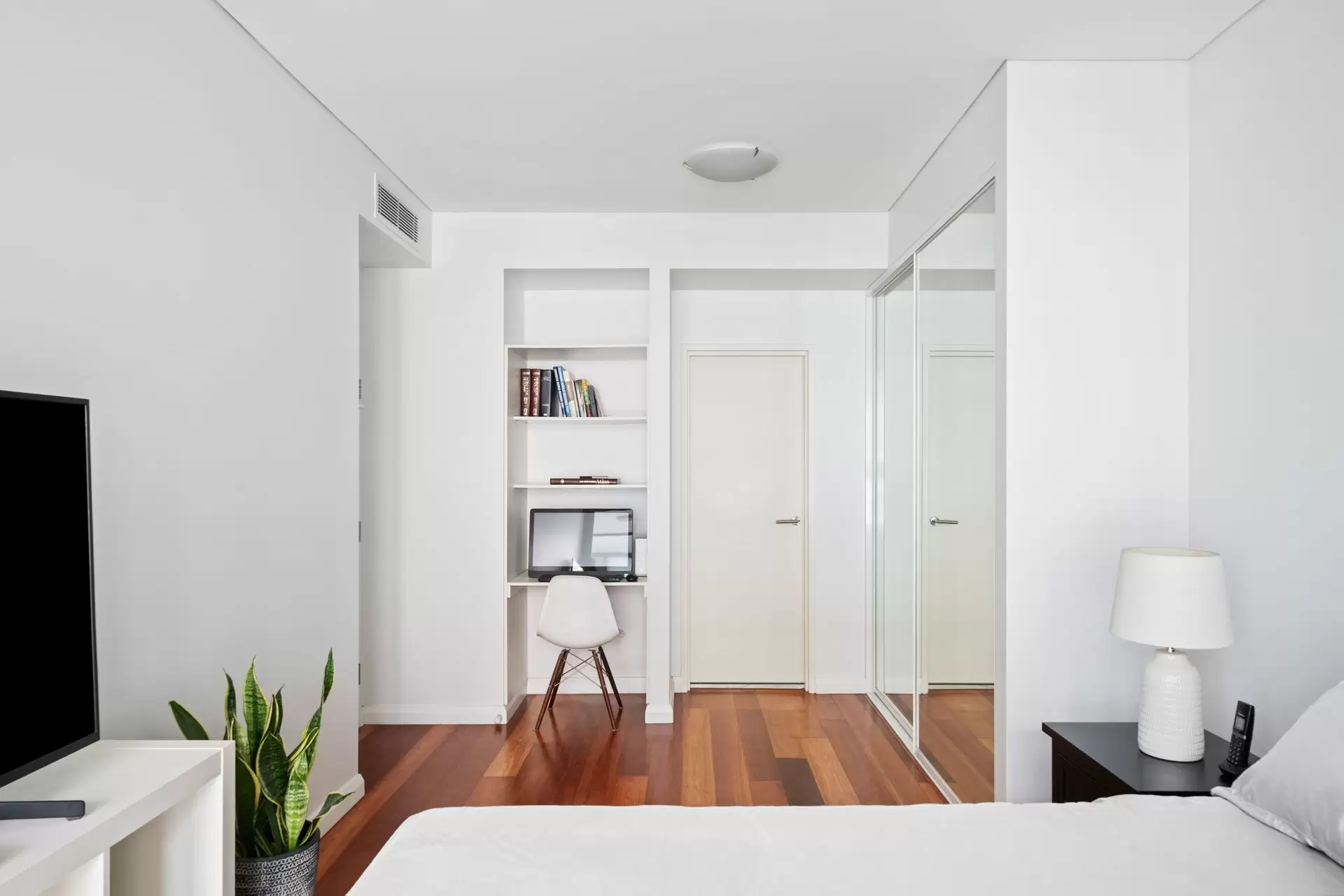 213/11C Mashman Avenue, Kingsgrove Sold by Chidiac Realty - image 1