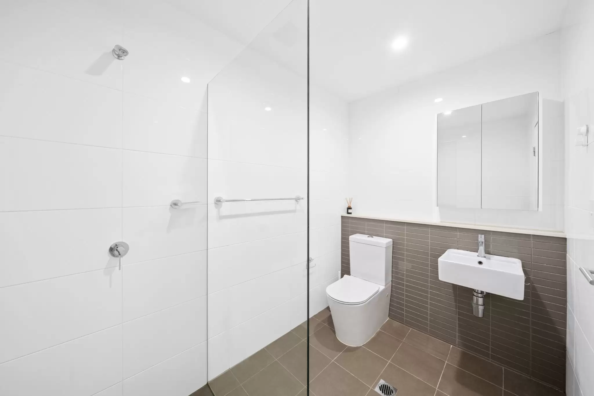 213/11C Mashman Avenue, Kingsgrove Sold by Chidiac Realty - image 8