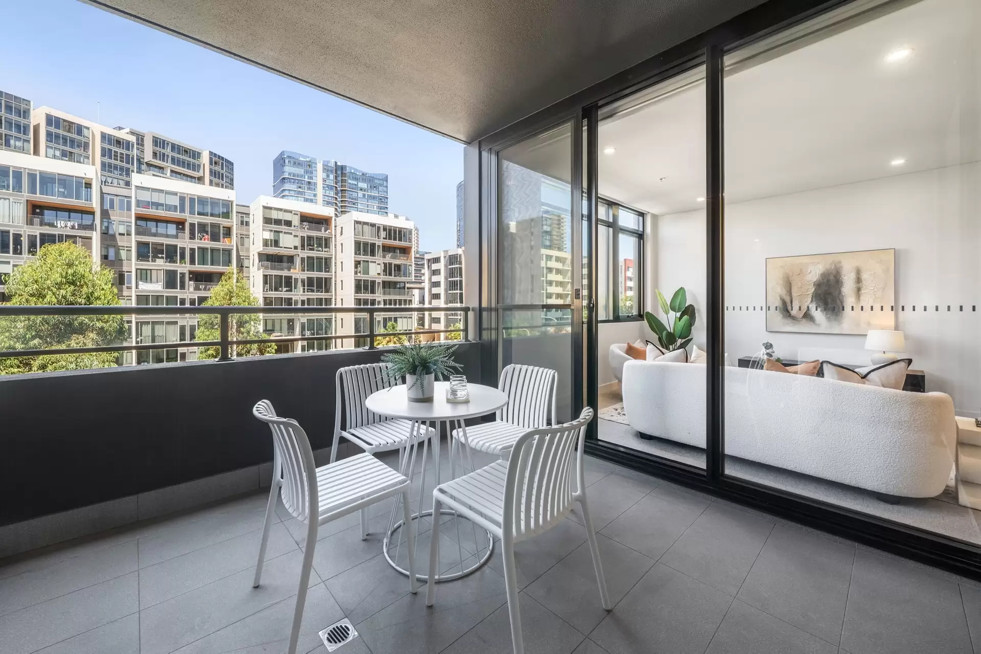 414/16 Hill Road, Wentworth Point Sold by Chidiac Realty - image 1