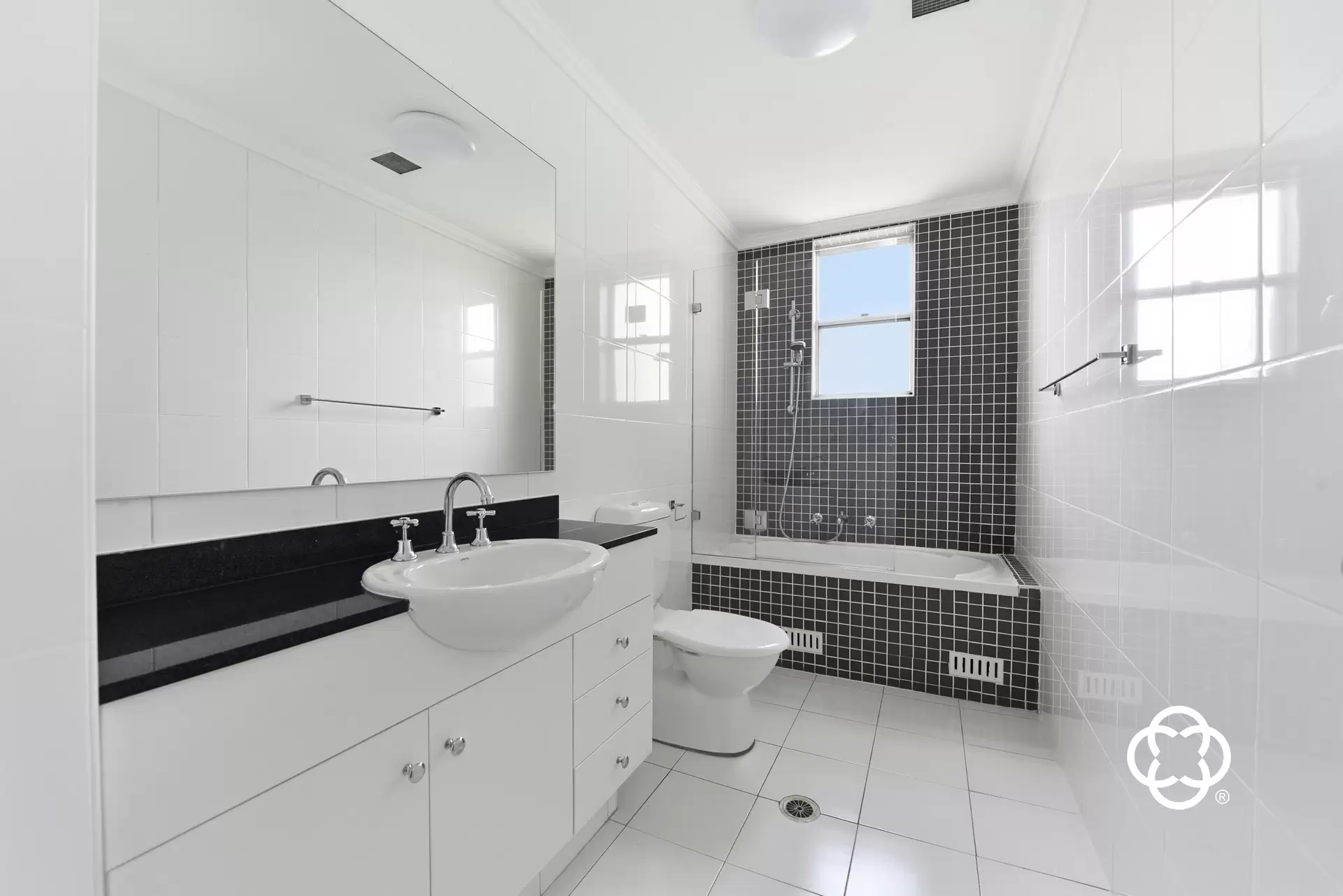 160/20 Buchanan Street, Balmain Leased by Chidiac Realty - image 1