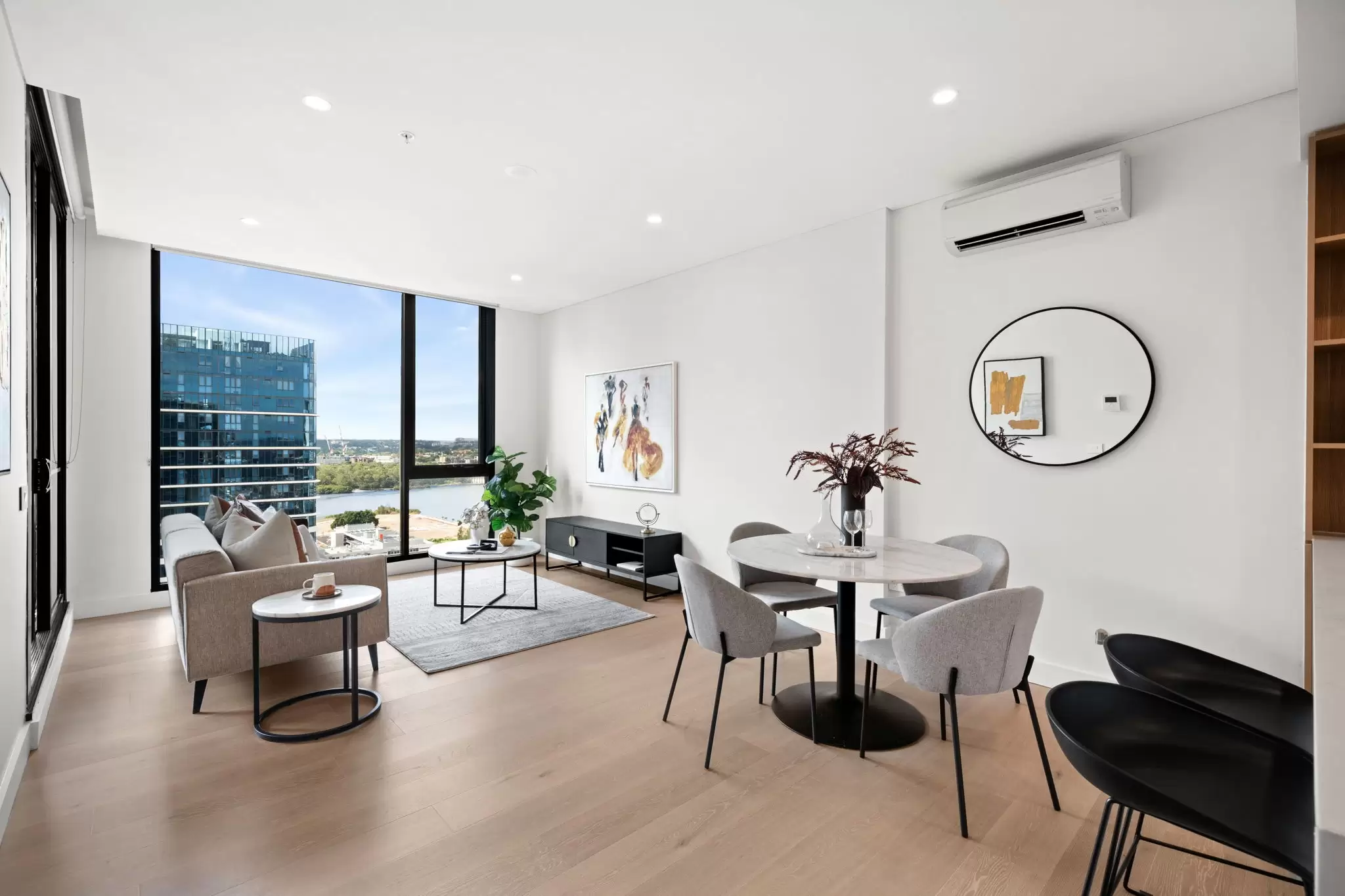 2406/46 Savona Drive, Wentworth Point Sold by Chidiac Realty - image 1