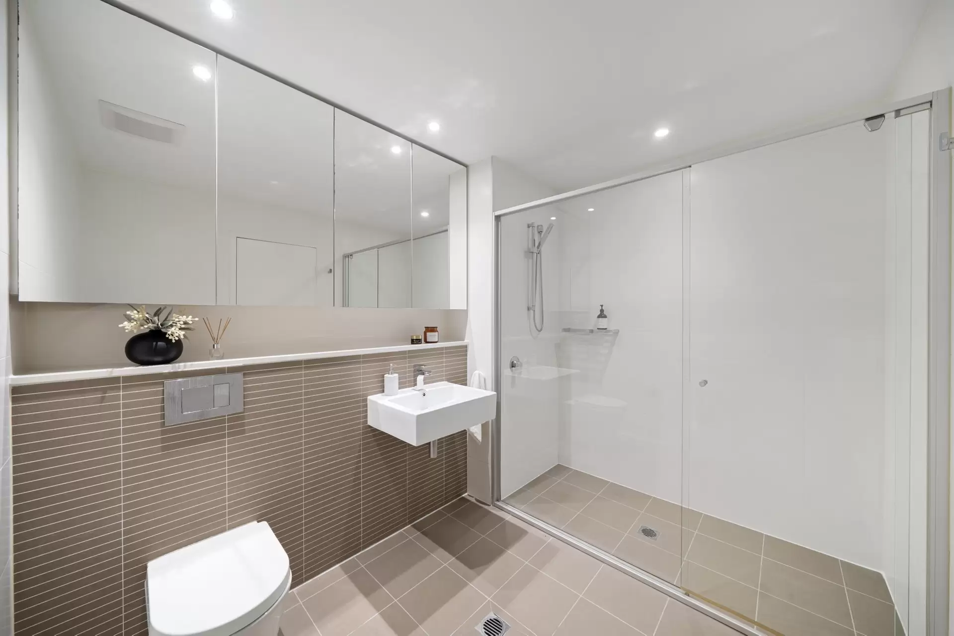 336/21 Marine Parade, Wentworth Point Sold by Chidiac Realty - image 1